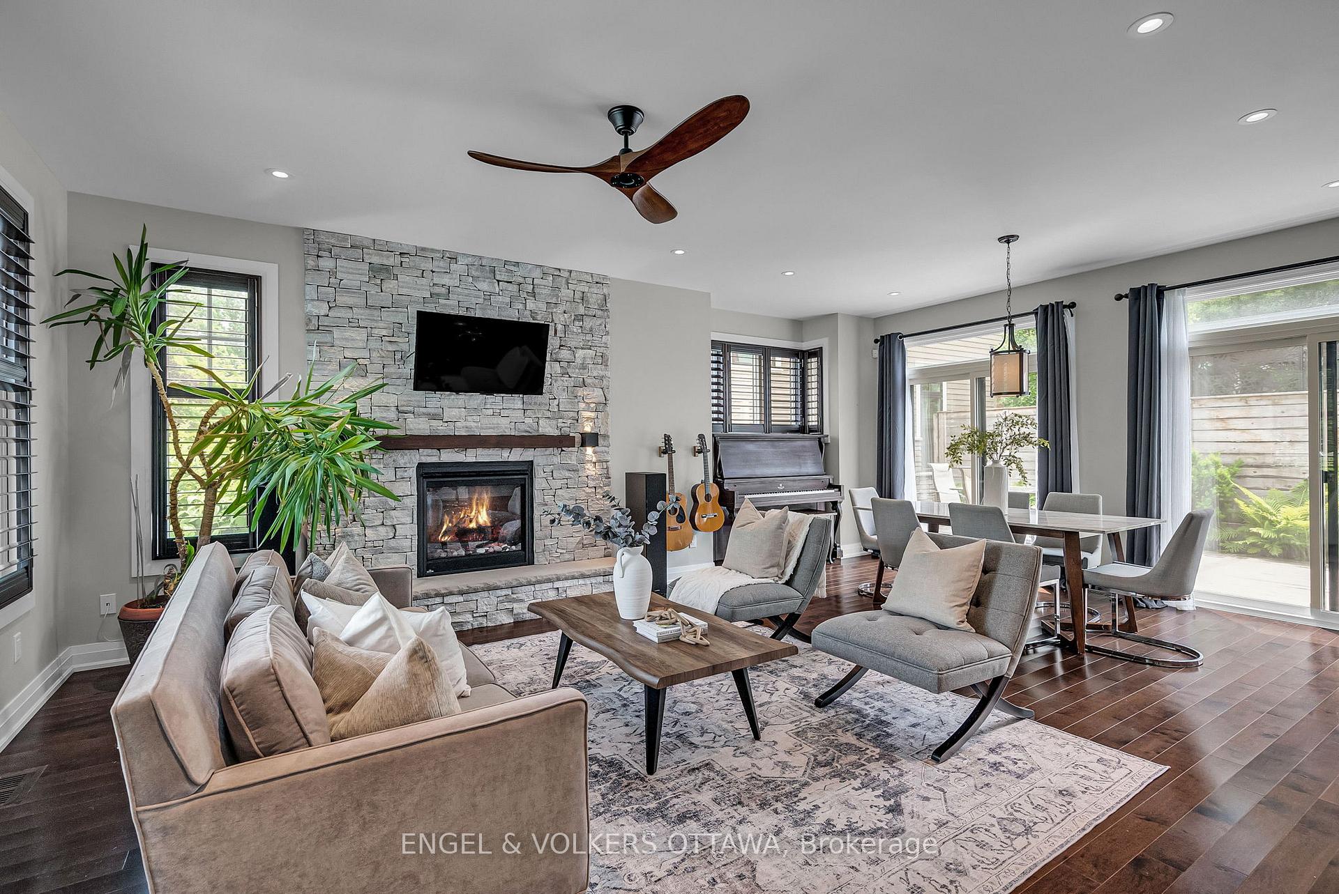 Photo 9 of 598 Golden Avenue, Ottawa, McKellar/Highland — HOMEH