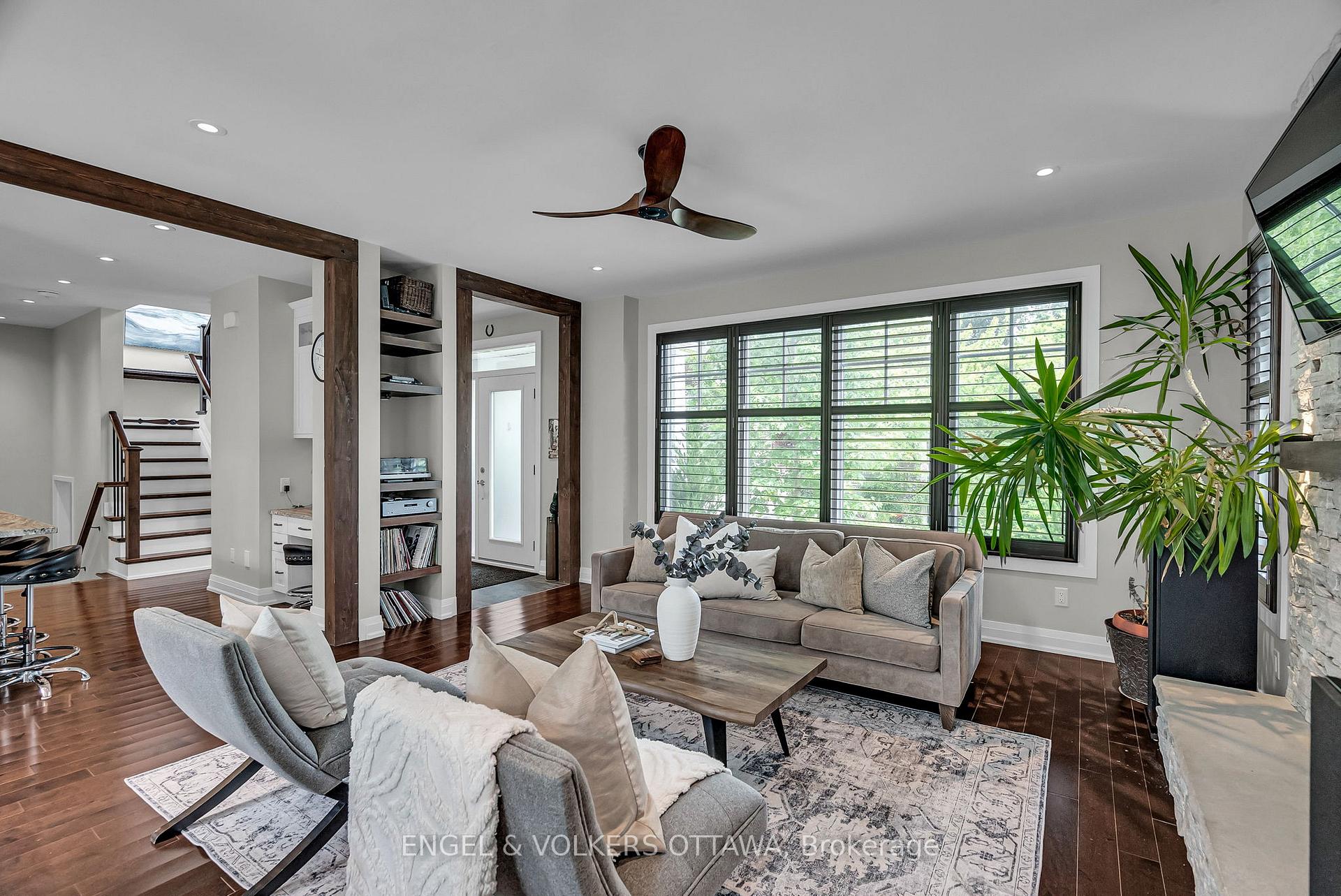 Photo 8 of 598 Golden Avenue, Ottawa, McKellar/Highland — HOMEH