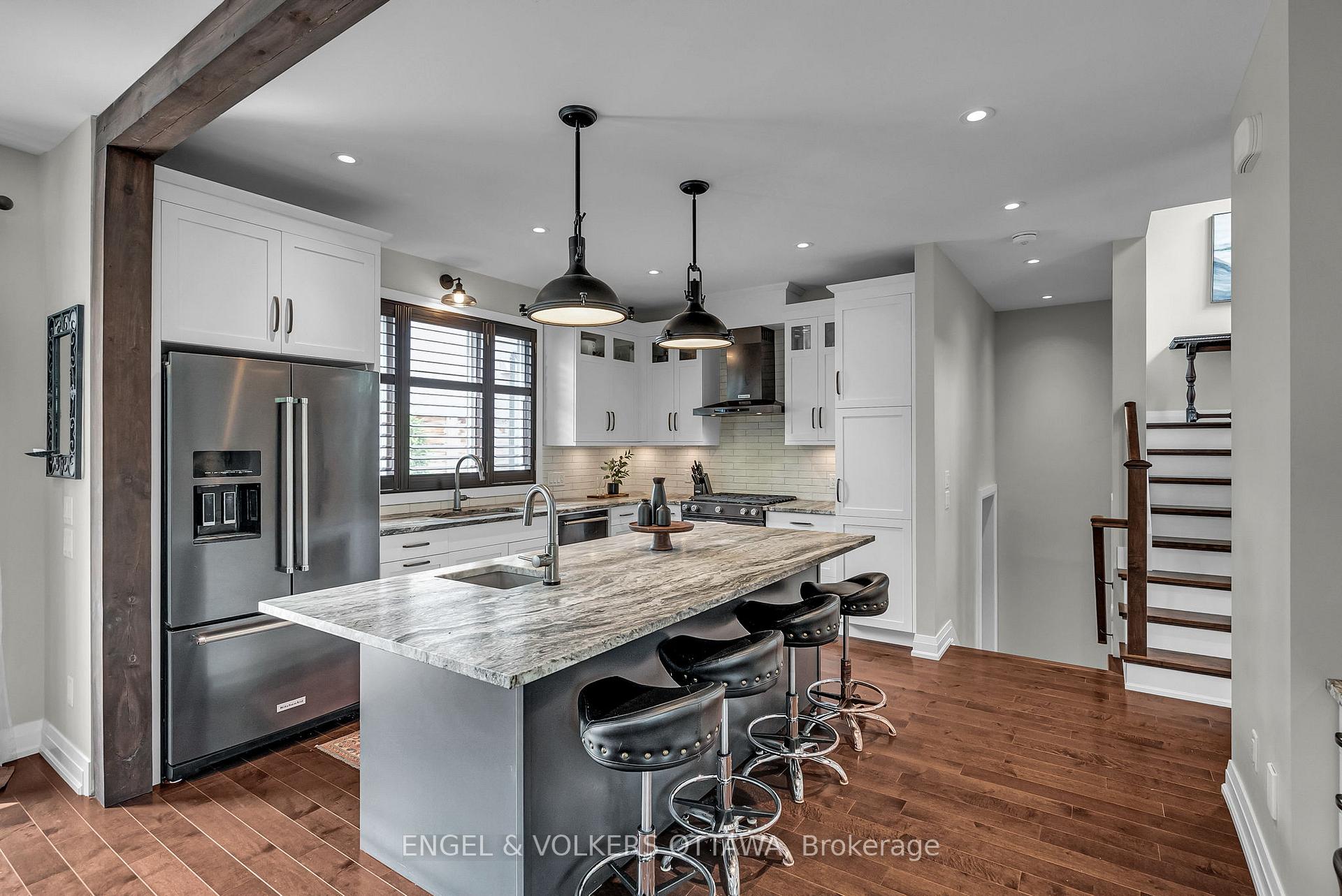Photo 12 of 598 Golden Avenue, Ottawa, McKellar/Highland — HOMEH
