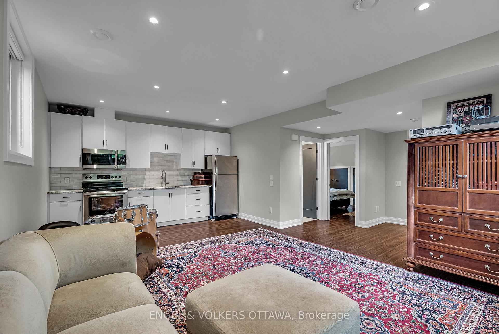 Photo 35 of 598 Golden Avenue, Ottawa, McKellar/Highland — HOMEH