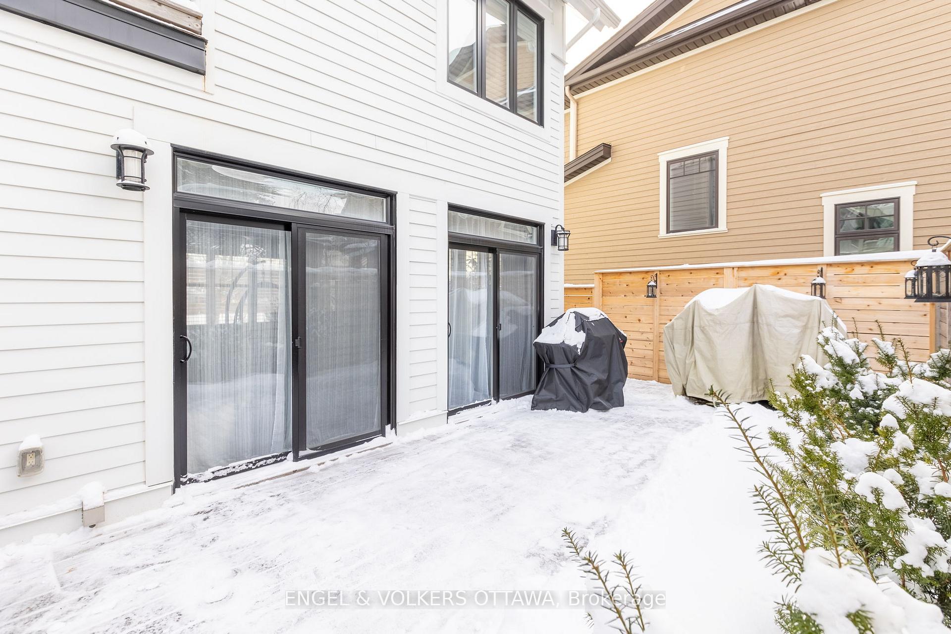 Photo 37 of 598 Golden Avenue, Ottawa, McKellar/Highland — HOMEH
