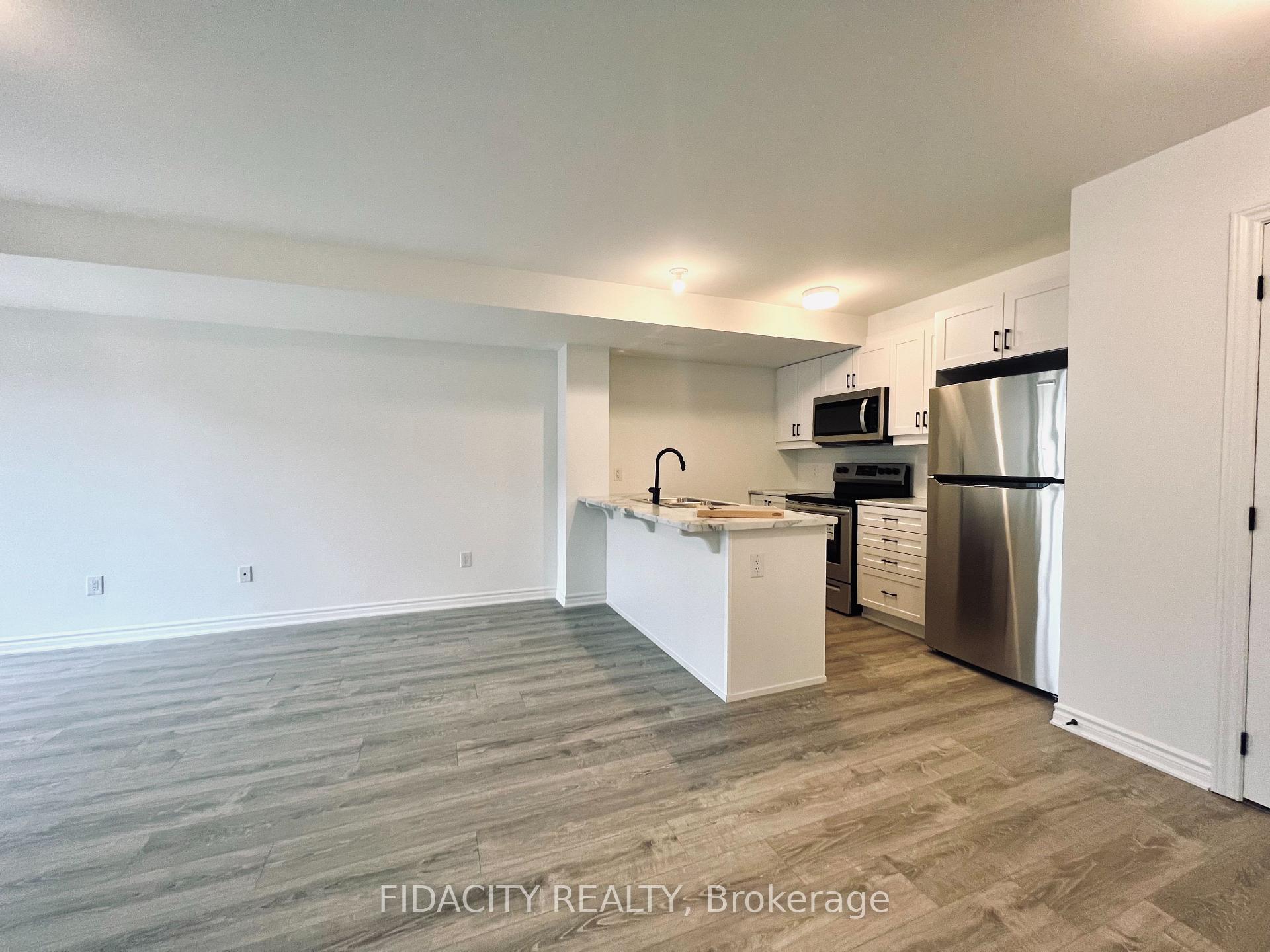 Photo 5 of 145 Anthracite Private, Ottawa, Barrhaven - Heritage Park — HOMEH
