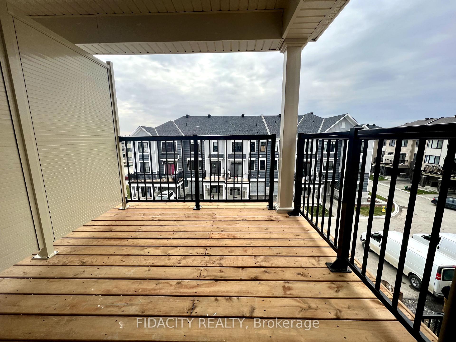 Photo 15 of 145 Anthracite Private, Ottawa, Barrhaven - Heritage Park — HOMEH