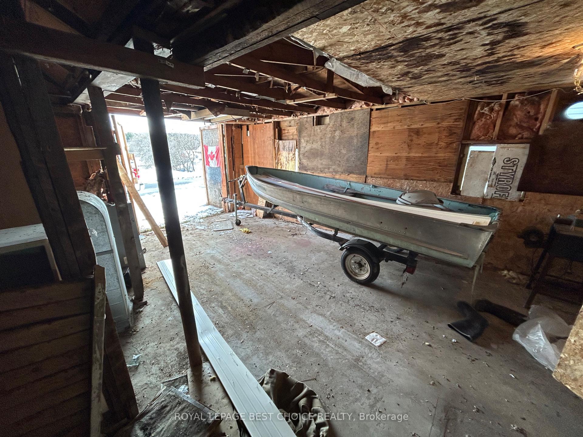 Photo 5 of 36 Russel Street N, Cobalt — HOMEH