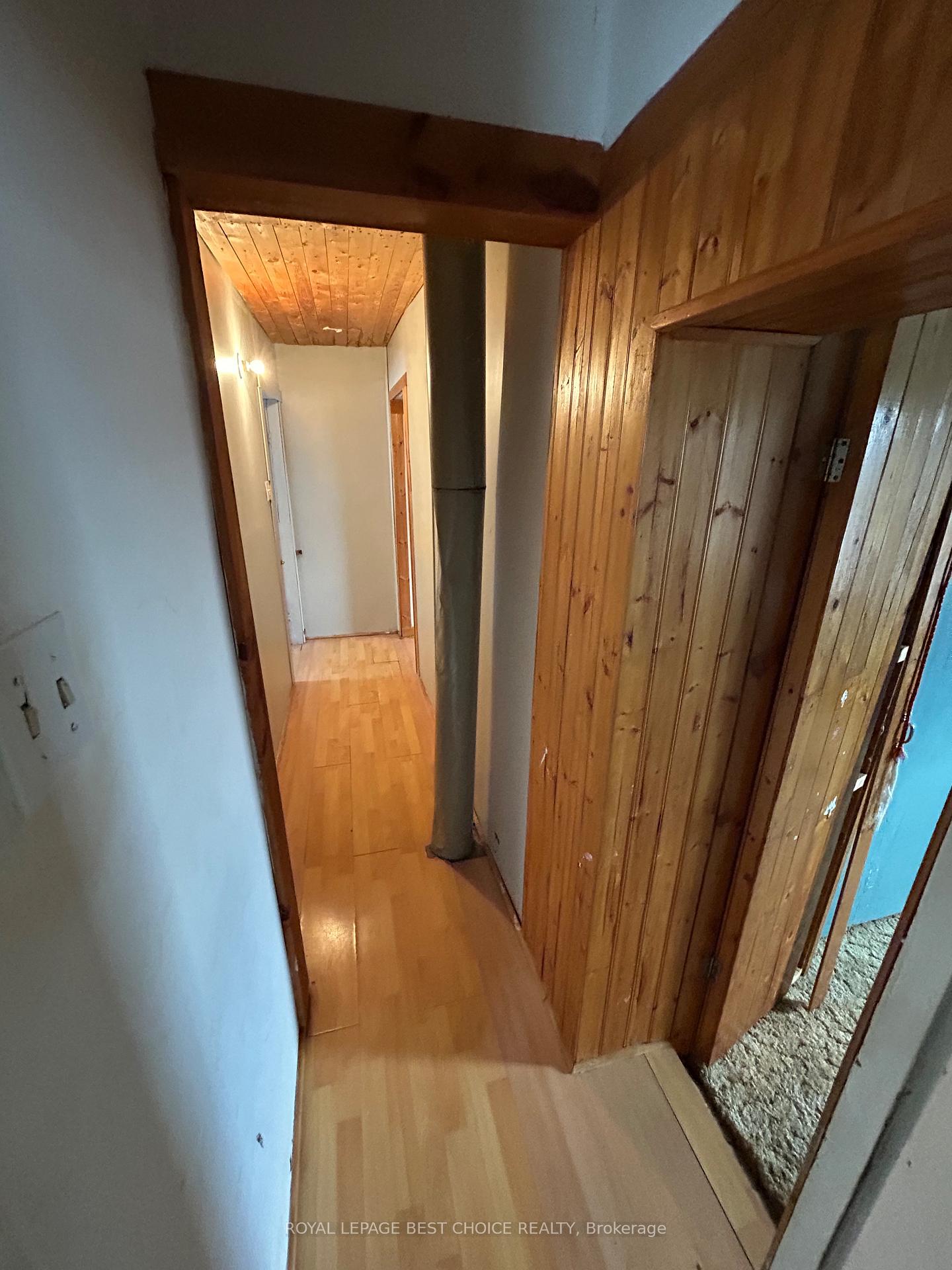 Photo 13 of 36 Russel Street N, Cobalt — HOMEH
