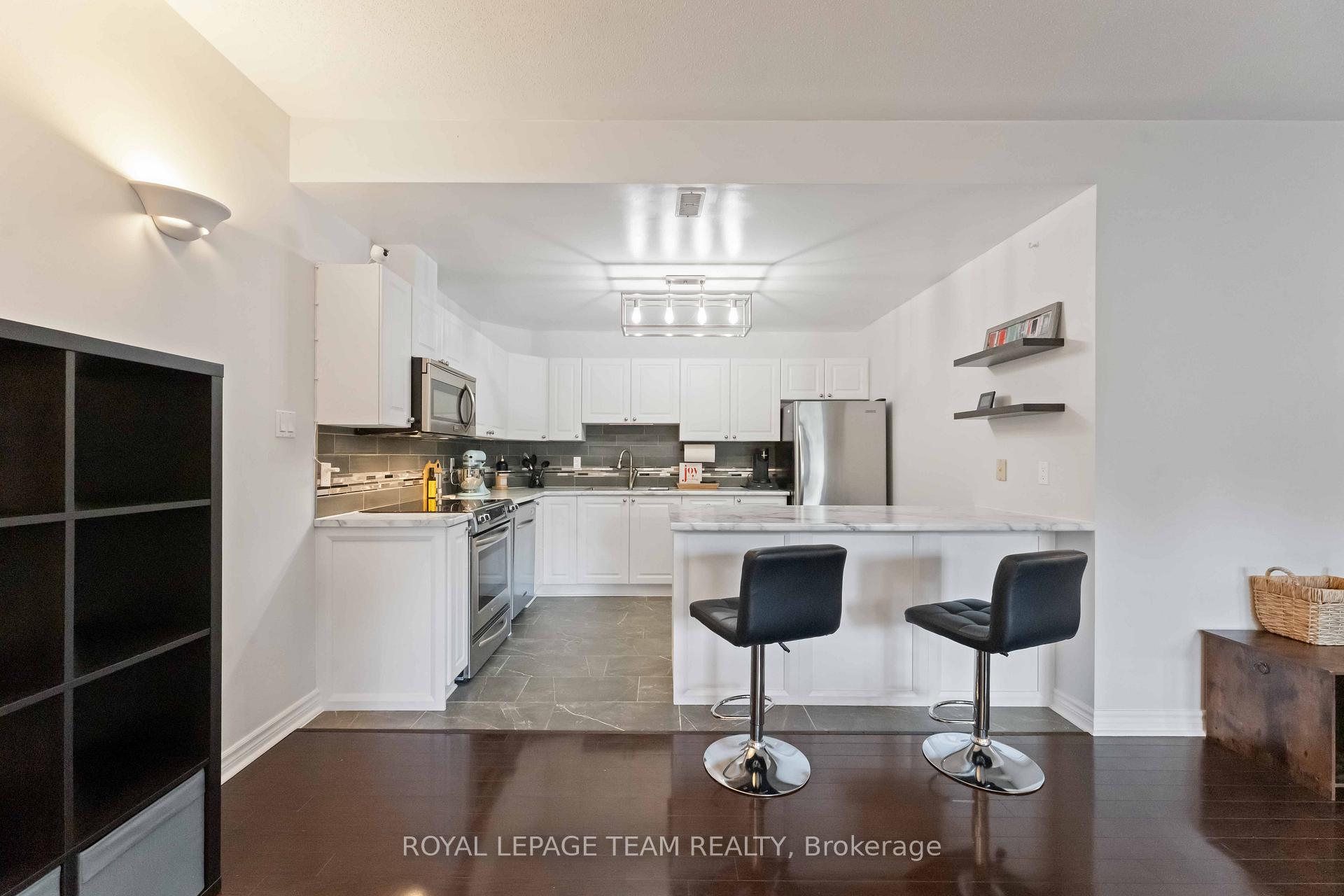 Photo 6 of Unit A, 97 Crestway Drive, Ottawa, Barrhaven East — HOMEH