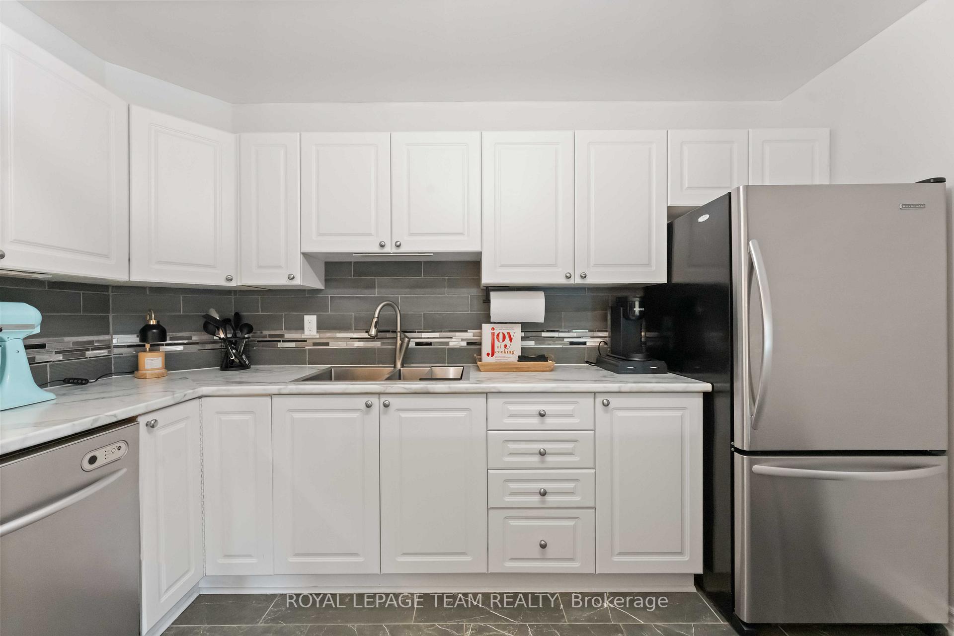 Photo 15 of Unit A, 97 Crestway Drive, Ottawa, Barrhaven East — HOMEH