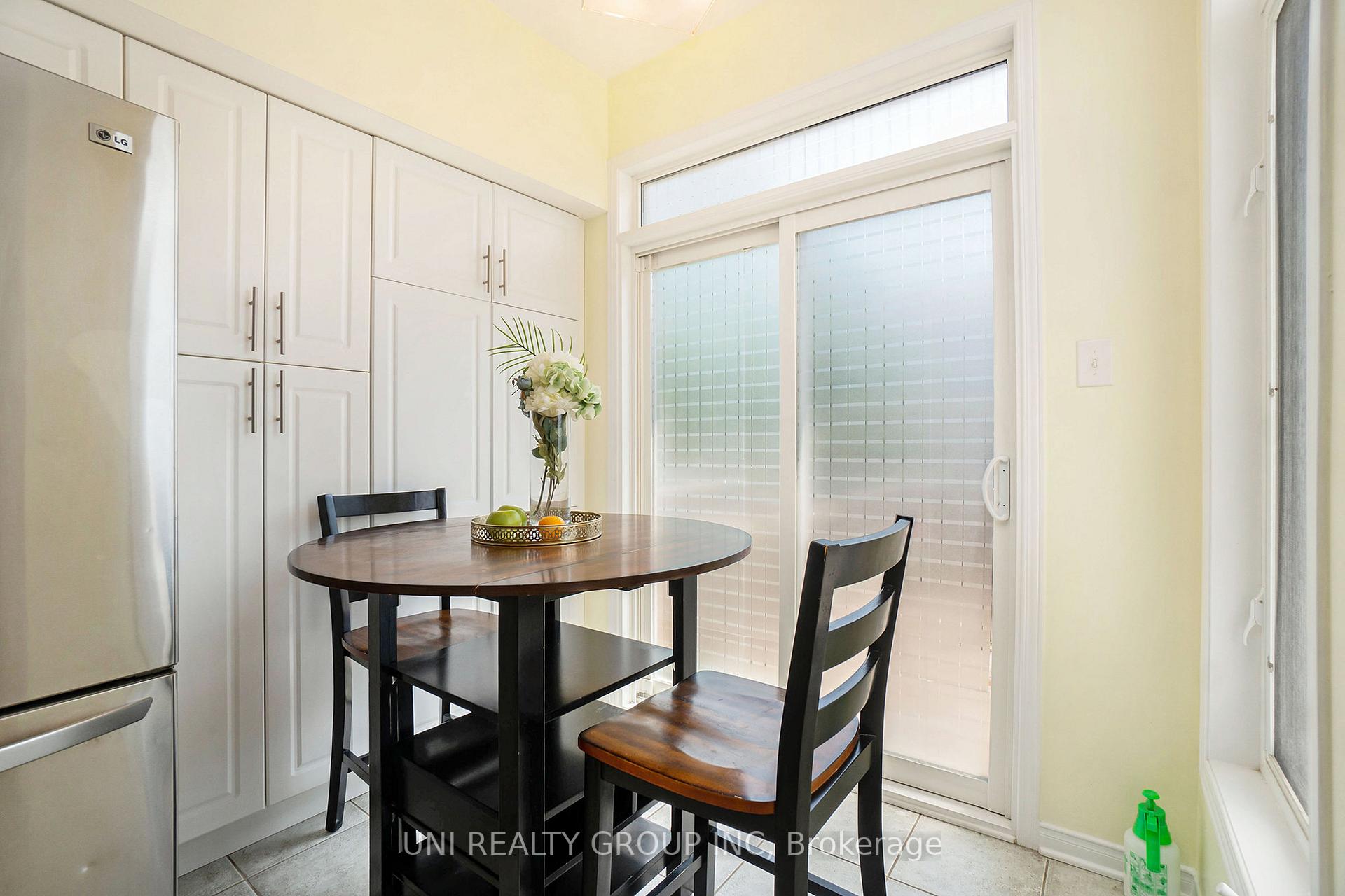 Photo 15 of 80 Chesapeake Crescent, Ottawa, Barrhaven - Cedargrove/Fraserdale — HOMEH