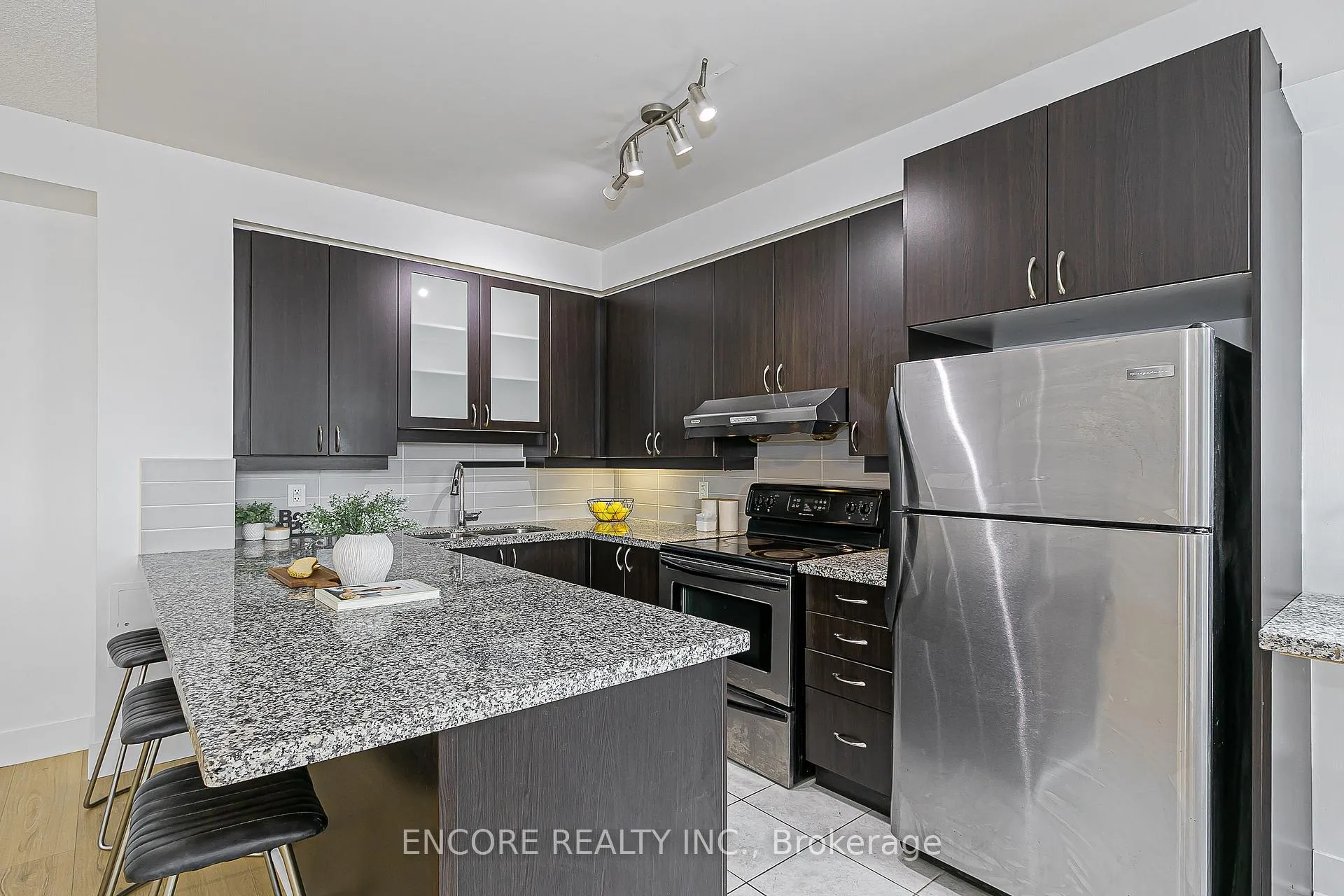 Photo 16 of Unit 307, 57 Upper Duke Crescent, Markham, Unionville — HOMEH