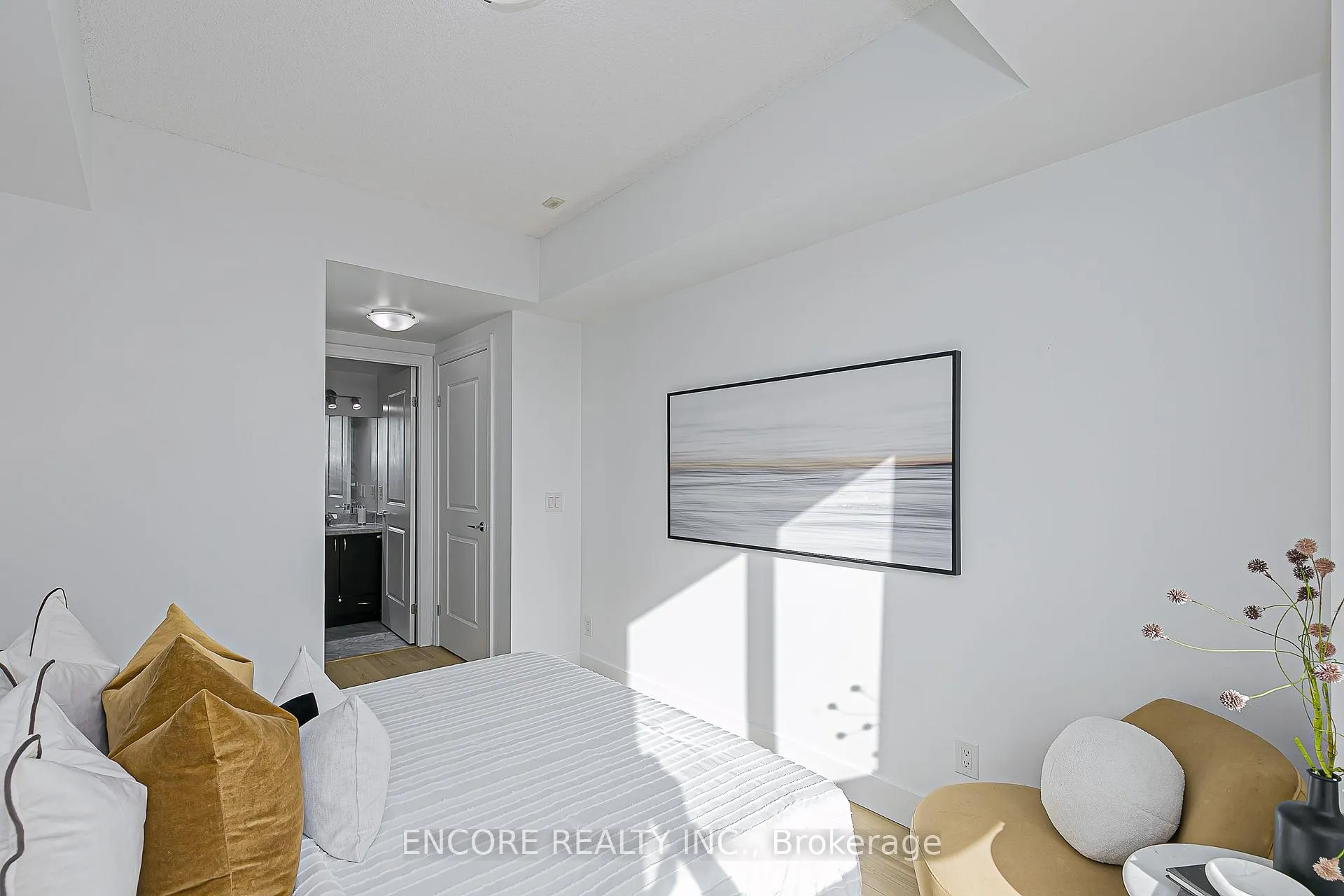 Photo 30 of Unit 307, 57 Upper Duke Crescent, Markham, Unionville — HOMEH