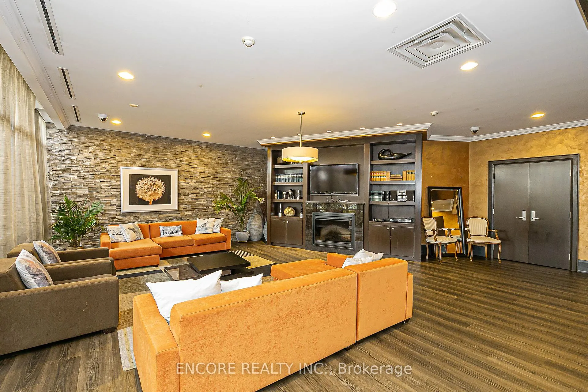 Photo 40 of Unit 307, 57 Upper Duke Crescent, Markham, Unionville — HOMEH