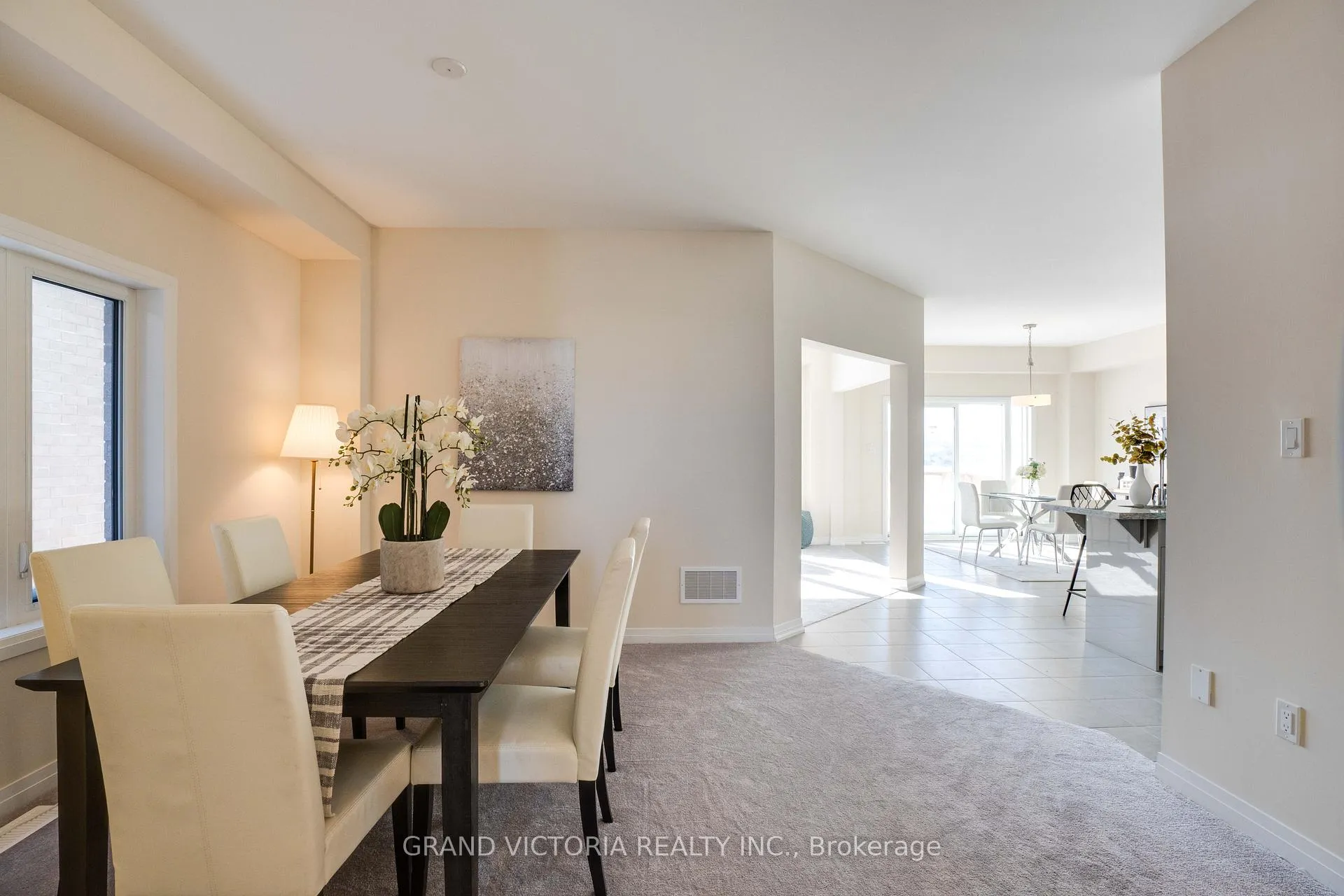 Photo 5 of 100 Hitchman Street, Brant, Paris — HOMEH