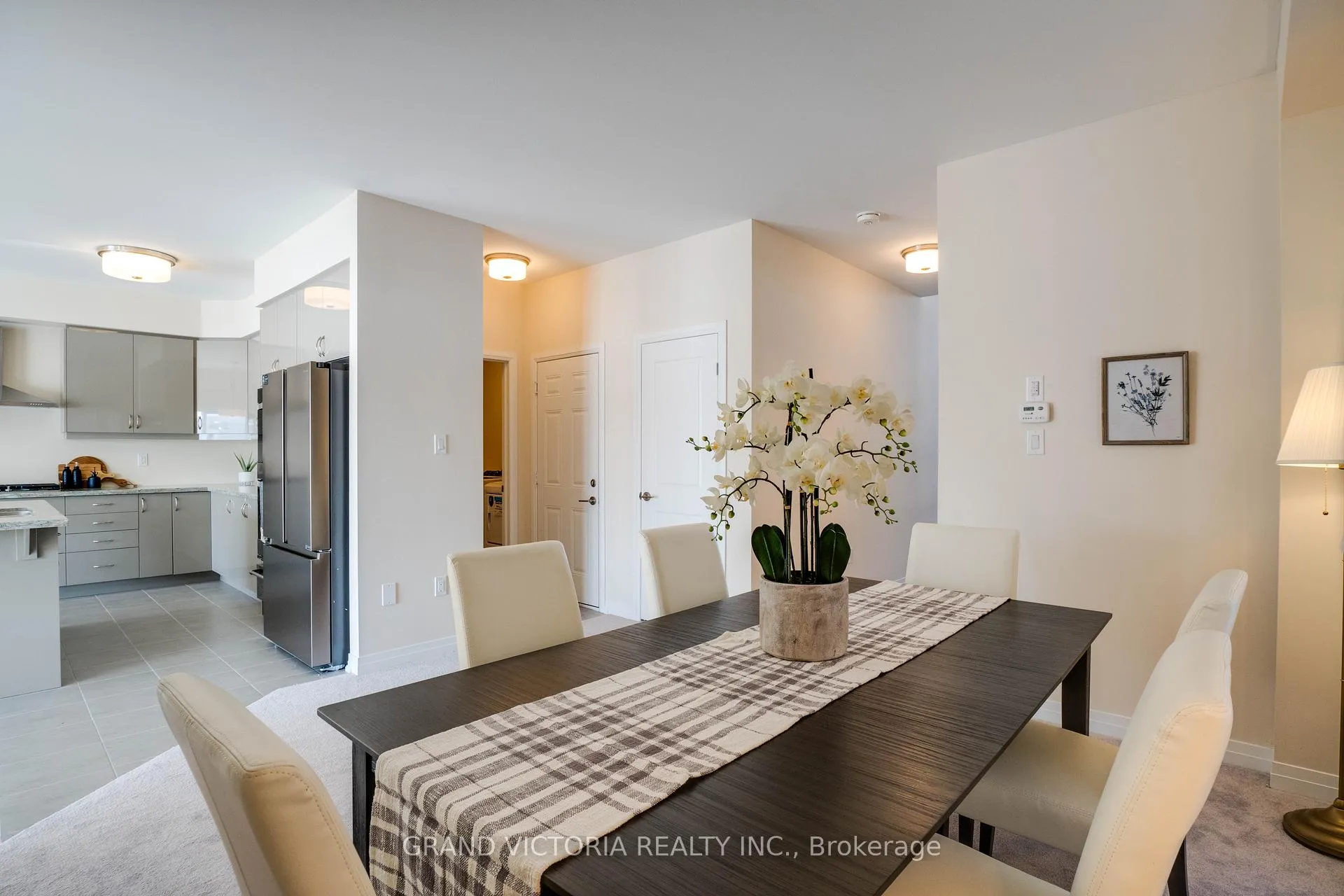 Photo 8 of 100 Hitchman Street, Brant, Paris — HOMEH