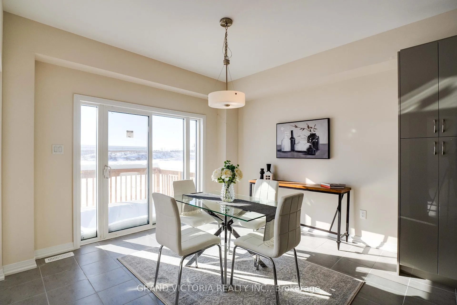 Photo 18 of 100 Hitchman Street, Brant, Paris — HOMEH