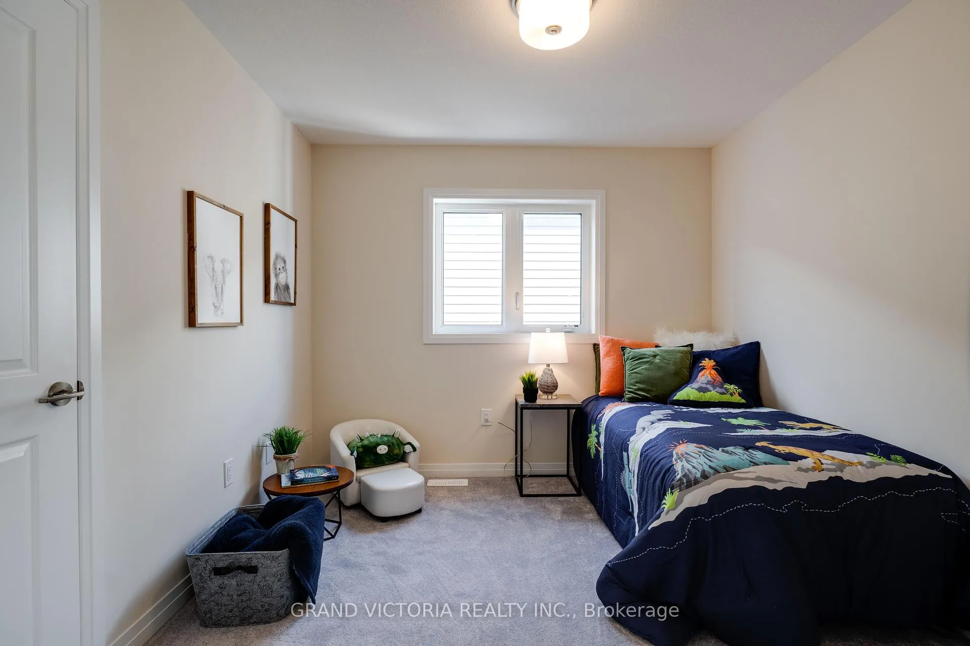 Photo 44 of 100 Hitchman Street, Brant, Paris — HOMEH