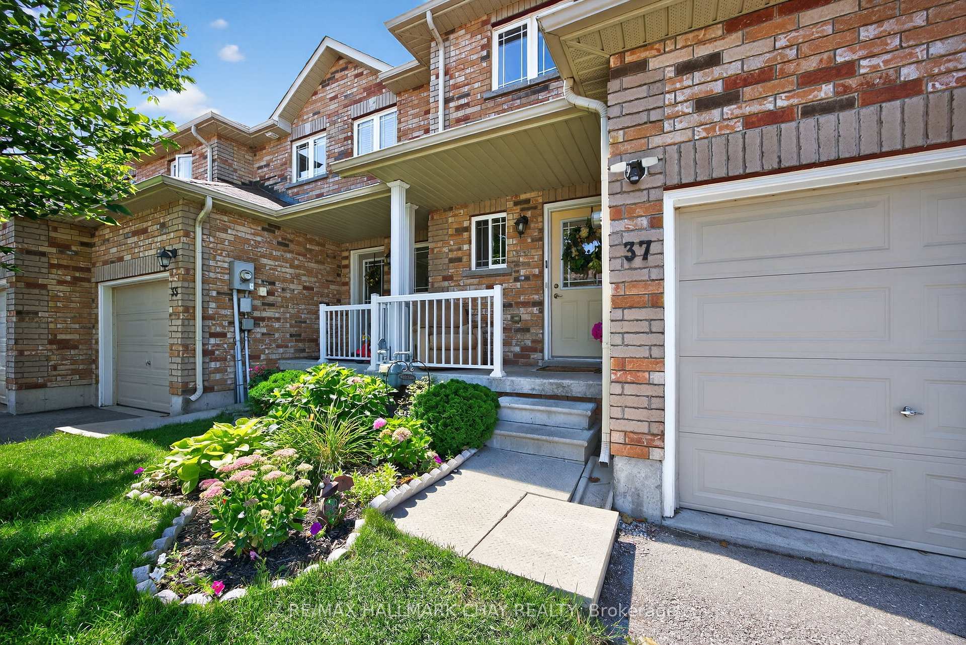 Photo 5 of Unit 51, 37 Southwoods Crescent, Barrie, Holly — HOMEH