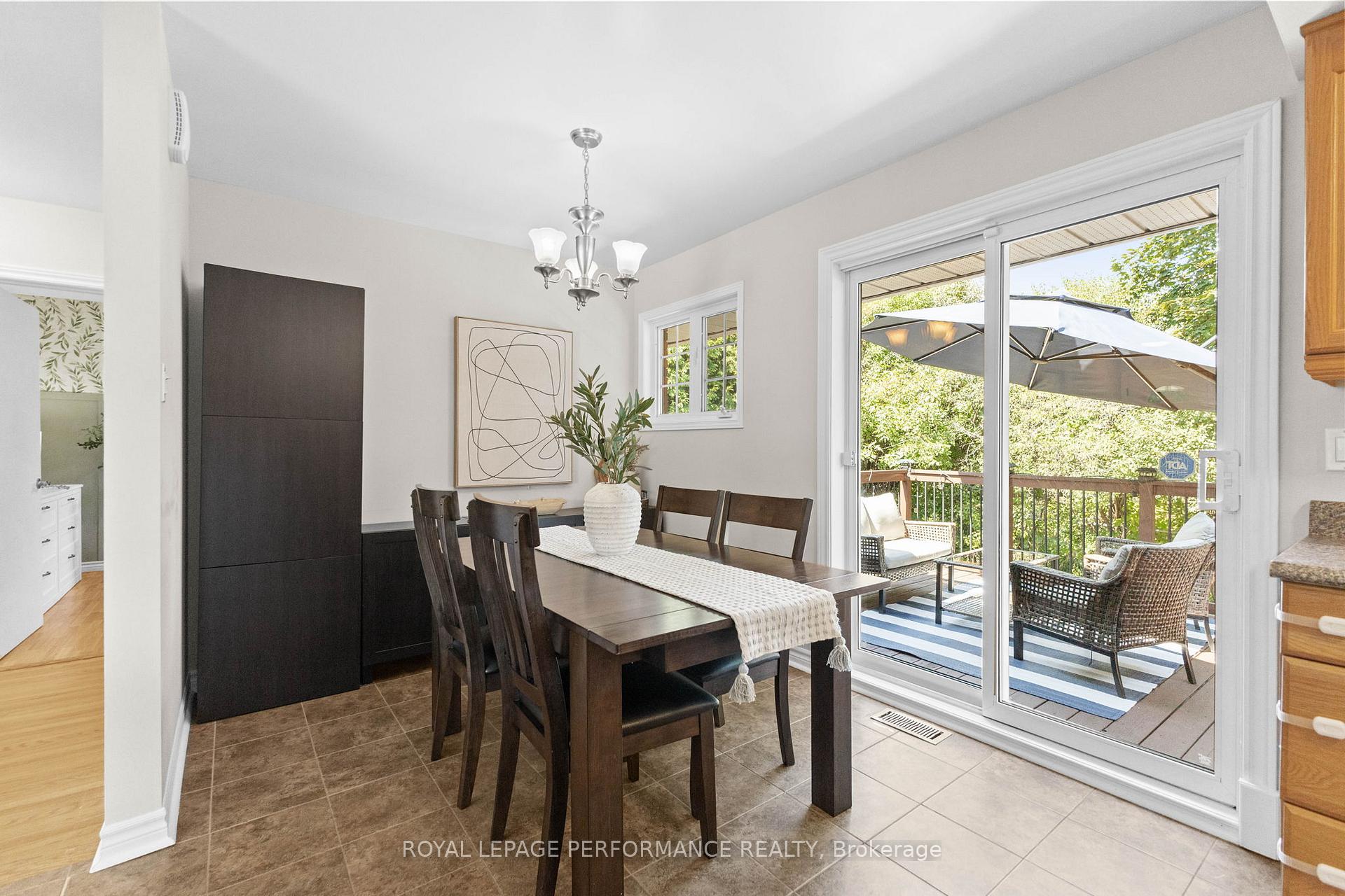 Photo 7 of 705 Pleasant Park Road, Ottawa, Elmvale Acres — HOMEH