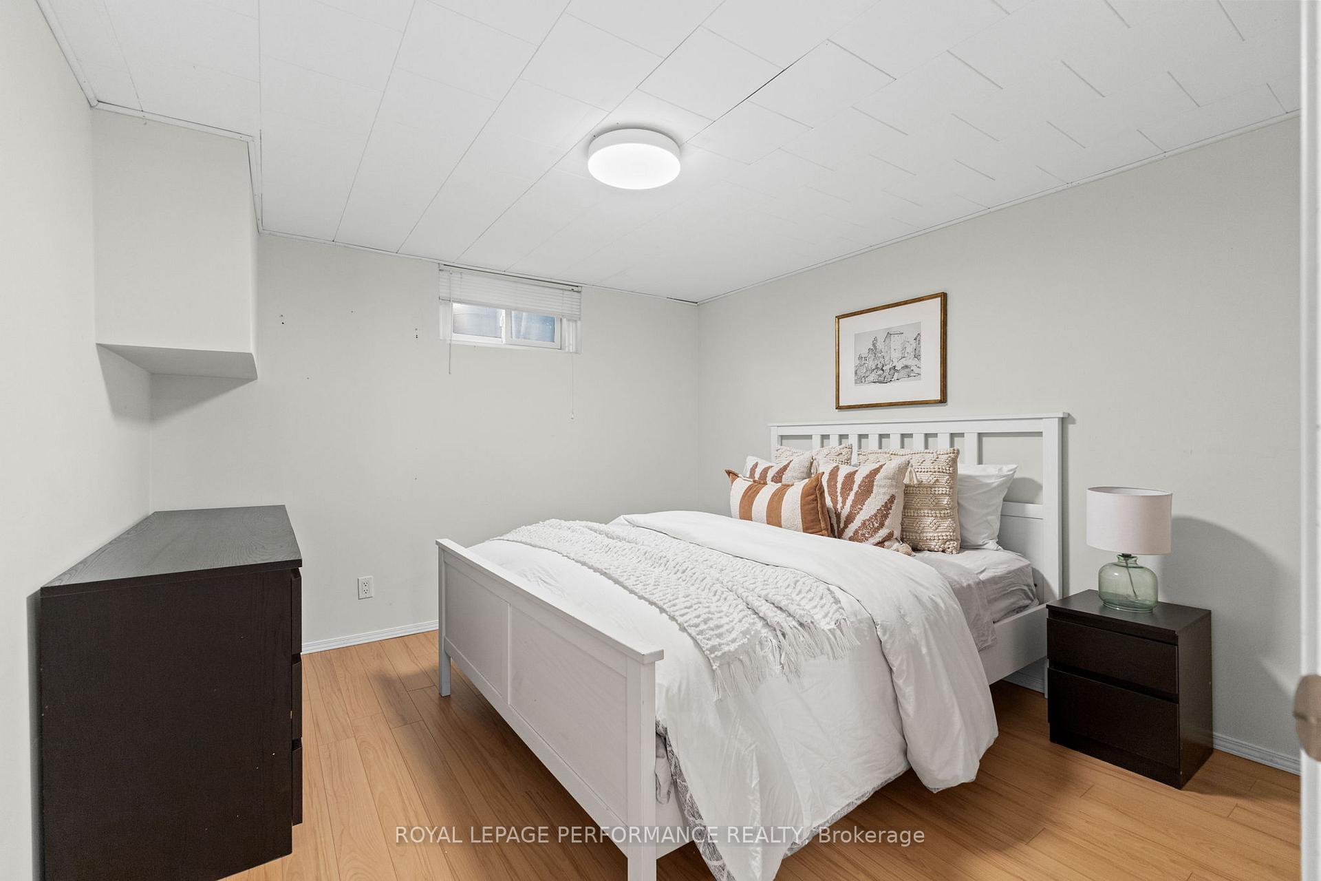 Photo 23 of 705 Pleasant Park Road, Ottawa, Elmvale Acres — HOMEH