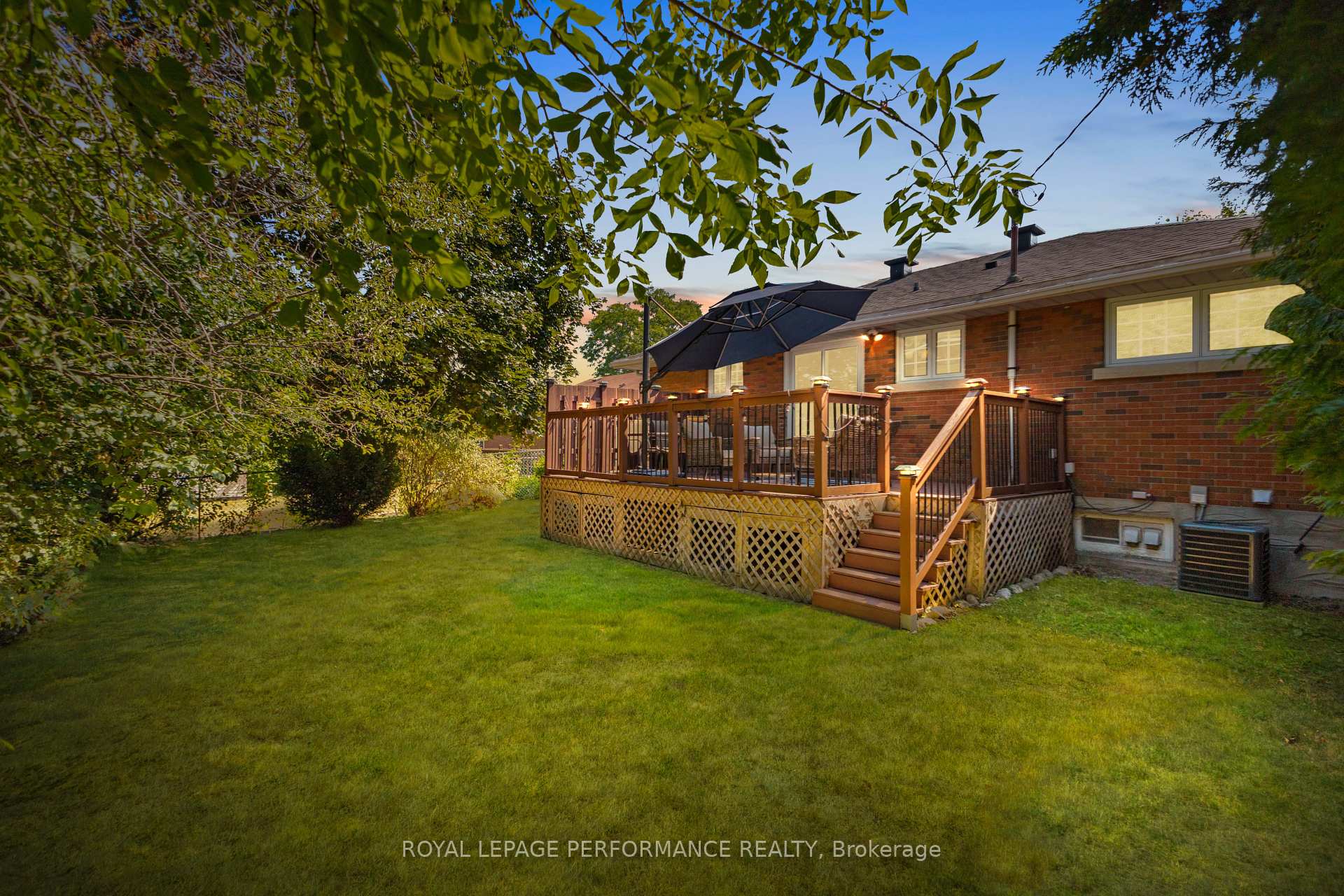Photo 37 of 705 Pleasant Park Road, Ottawa, Elmvale Acres — HOMEH