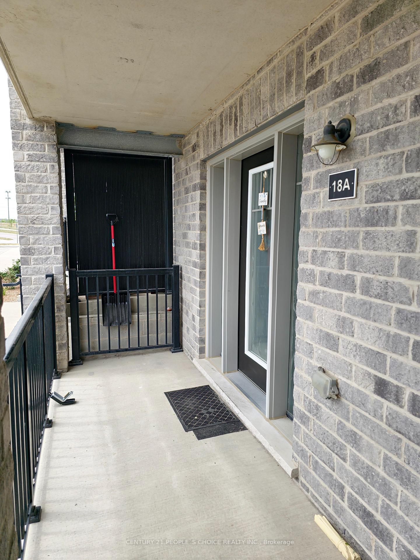 Photo 1 of Unit 18A, 1989 Ottawa Street S, Kitchener — HOMEH