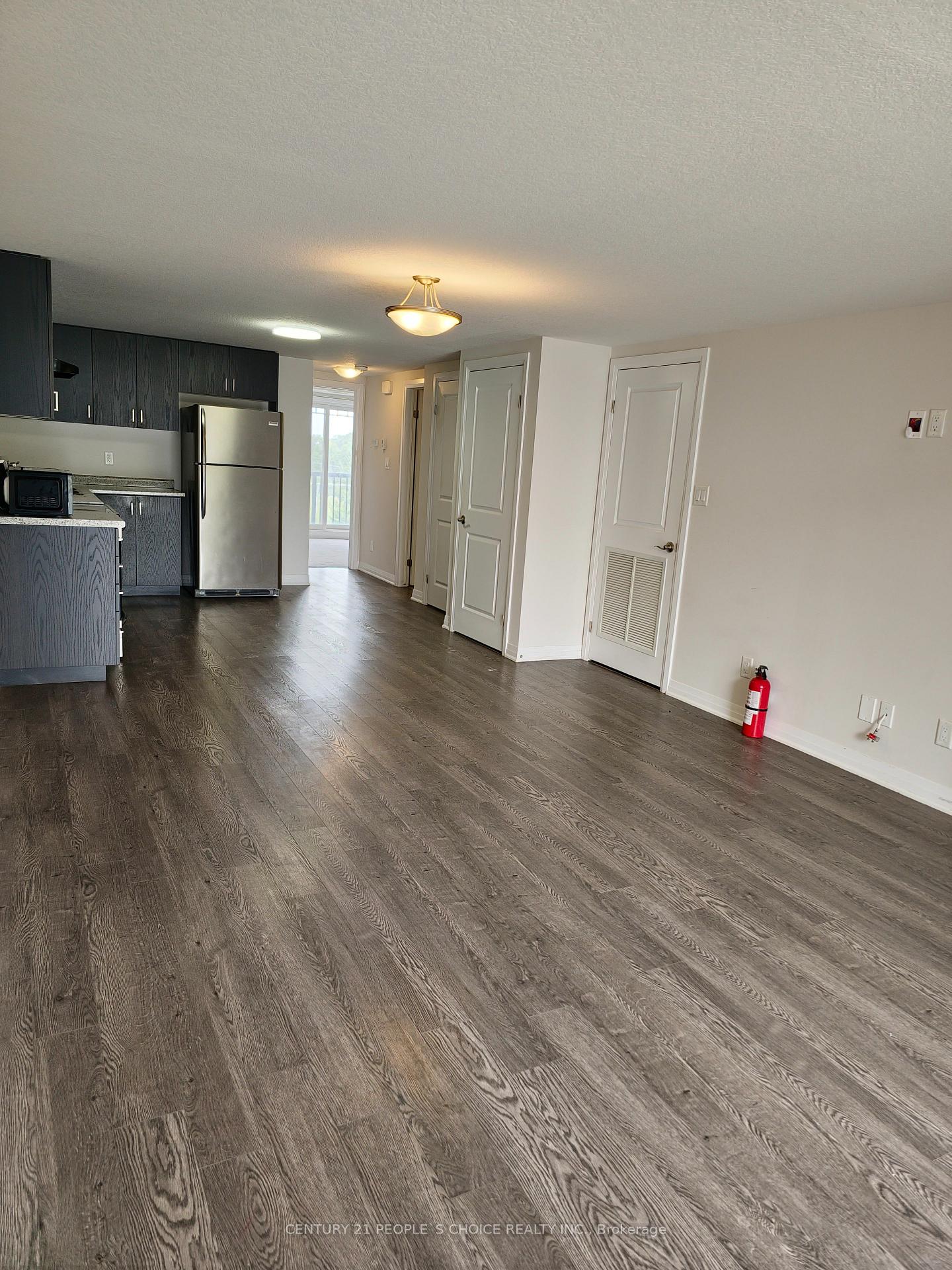 Photo 6 of Unit 18A, 1989 Ottawa Street S, Kitchener — HOMEH