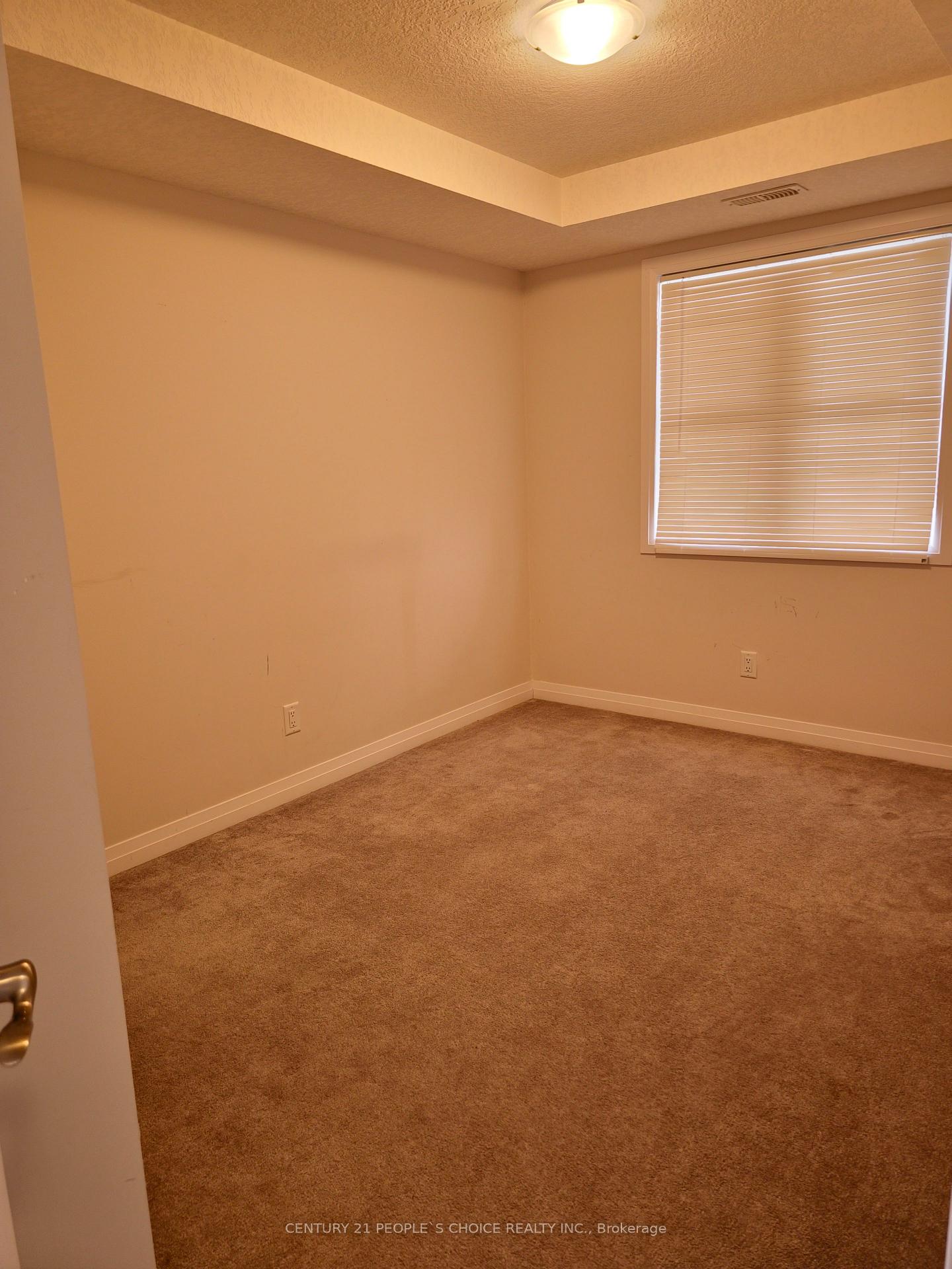 Photo 11 of Unit 18A, 1989 Ottawa Street S, Kitchener — HOMEH