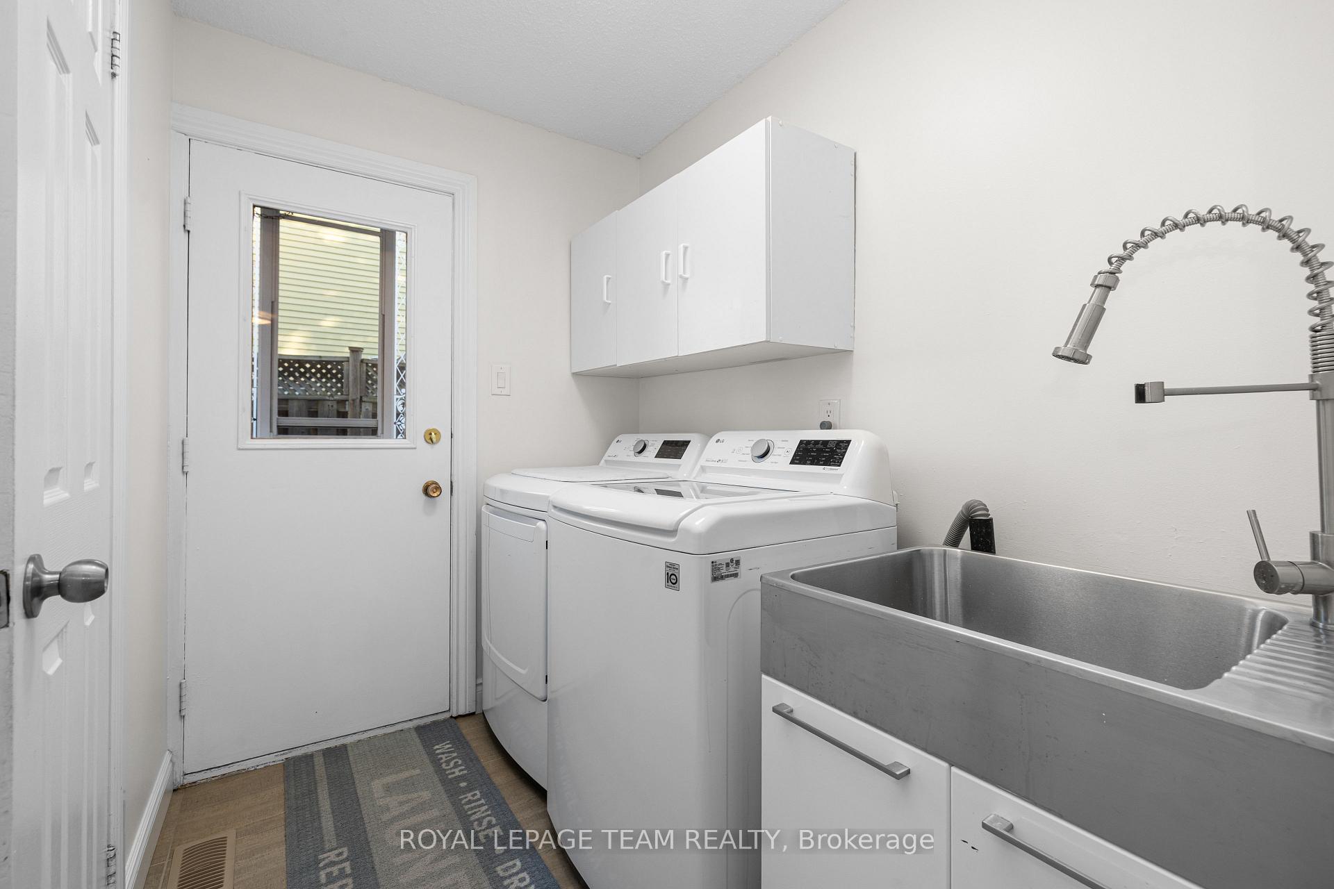 Photo 17 of 4397 Whittaker Crescent, Ottawa, Pineview — HOMEH