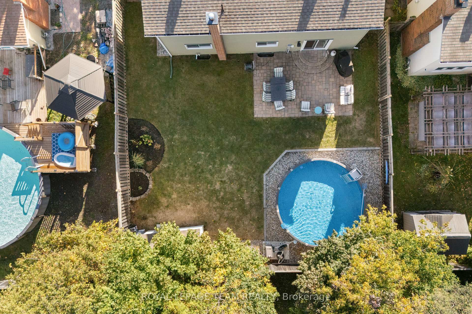 Photo 33 of 4397 Whittaker Crescent, Ottawa, Pineview — HOMEH