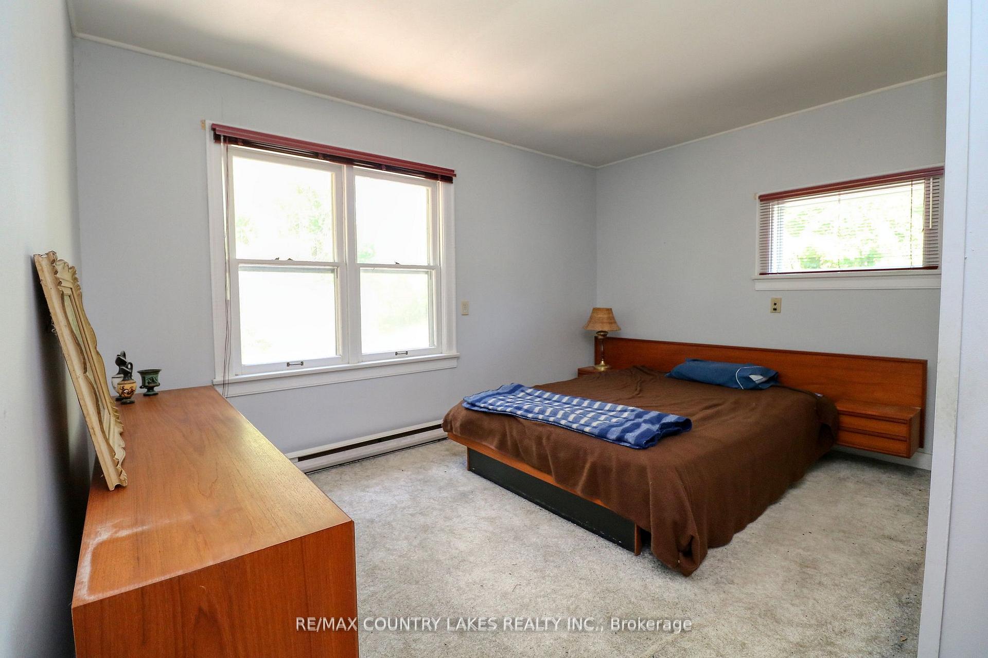 Photo 10 of 413 Main Street, Brock, Beaverton — HOMEH