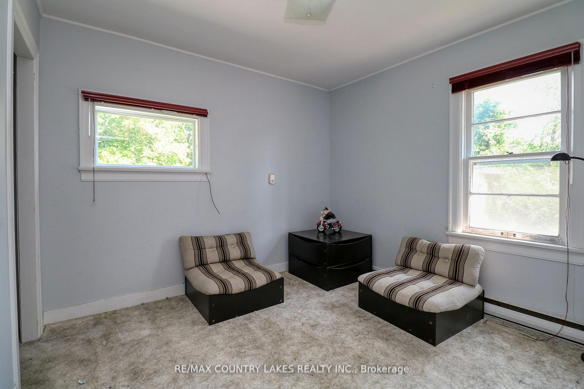 Photo 9 of 413 Main Street, Brock, Beaverton — HOMEH