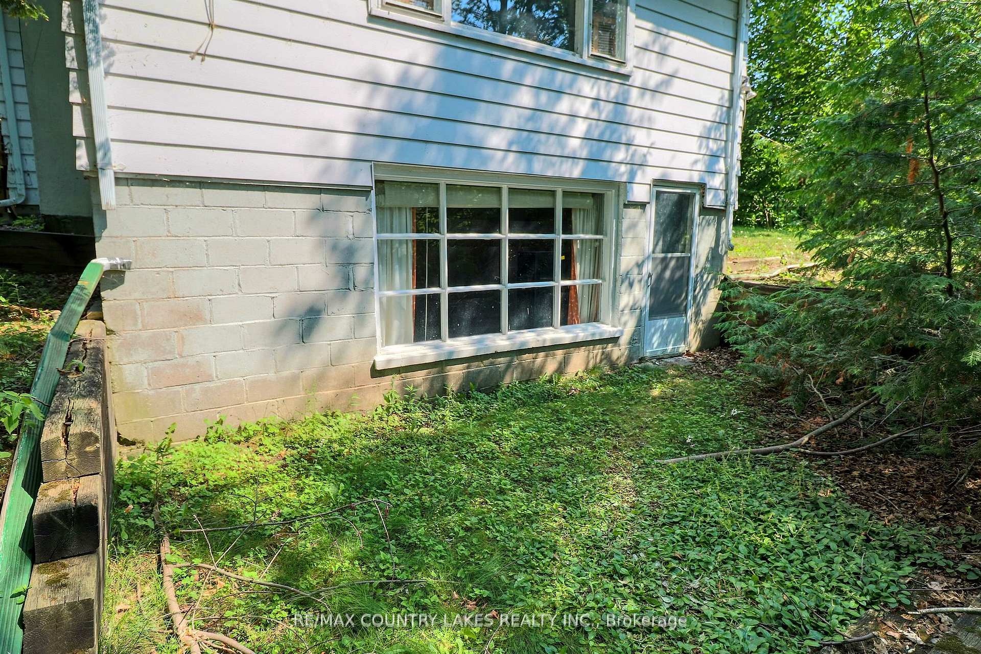 Photo 16 of 413 Main Street, Brock, Beaverton — HOMEH