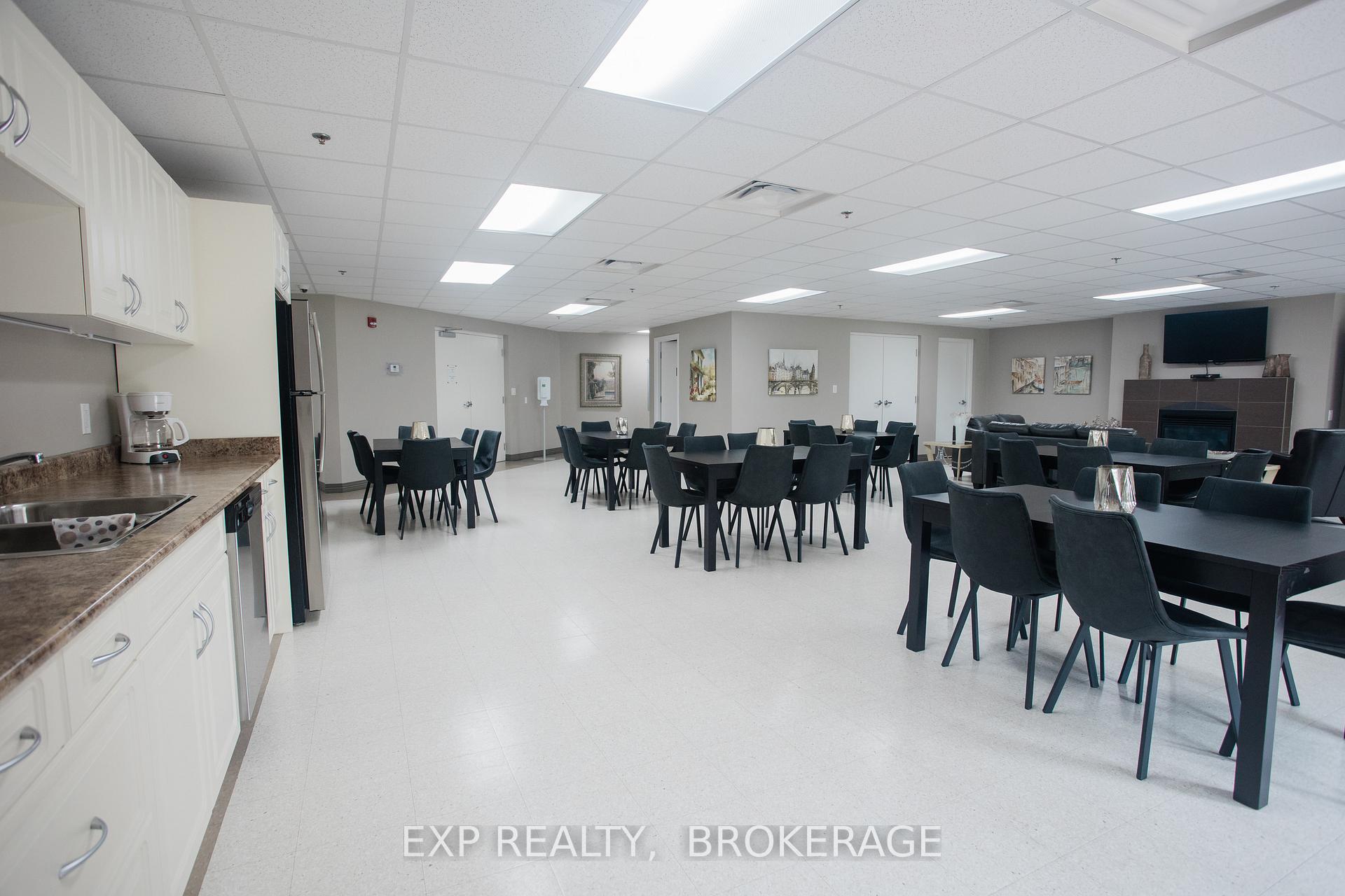 Photo 18 of Unit 201, 141 Vansicle Road, St. Catharines, Rykert/Vansickle — HOMEH