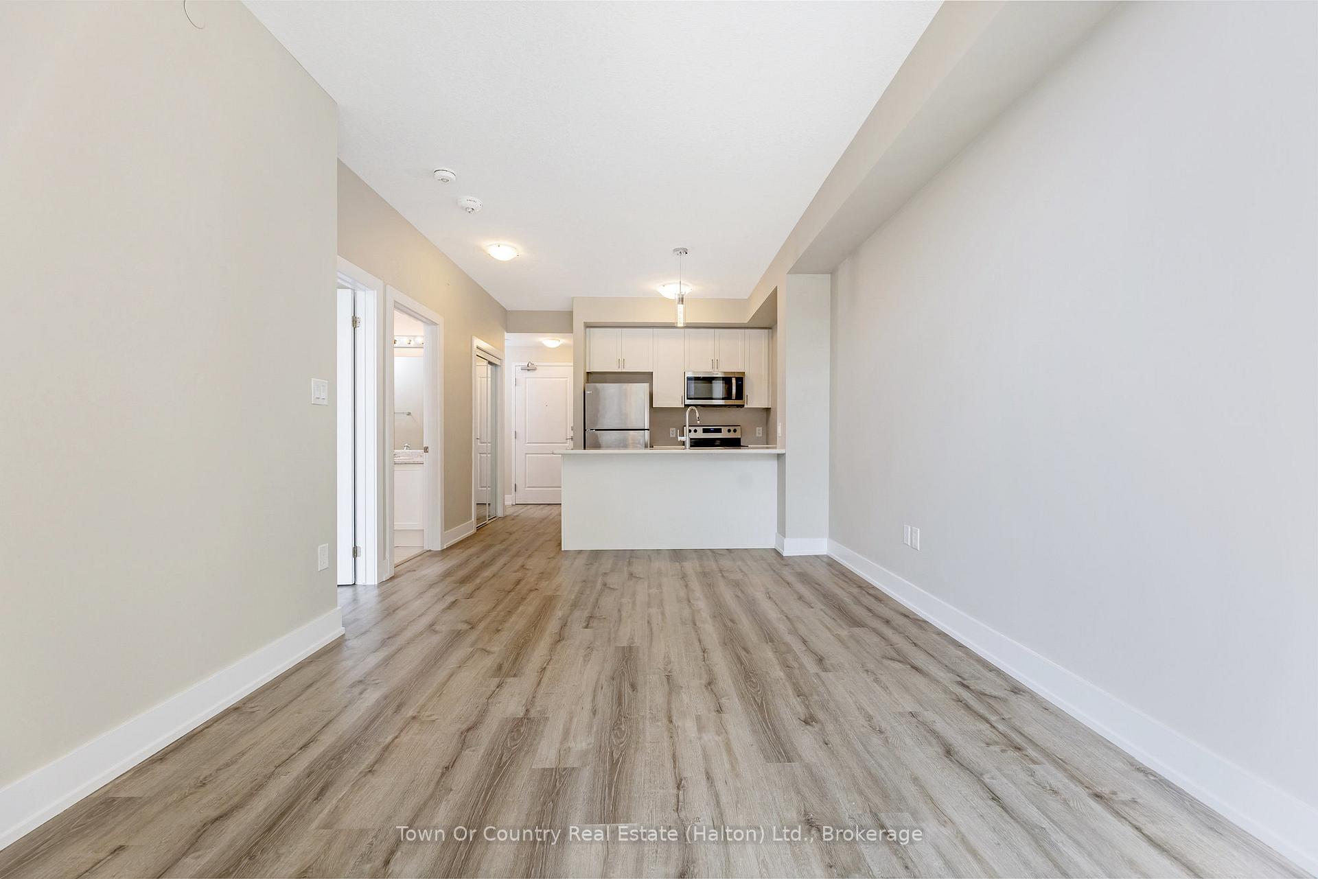 Photo 11 of Unit 324, 450 Dundas Street E, Hamilton, Waterdown — HOMEH