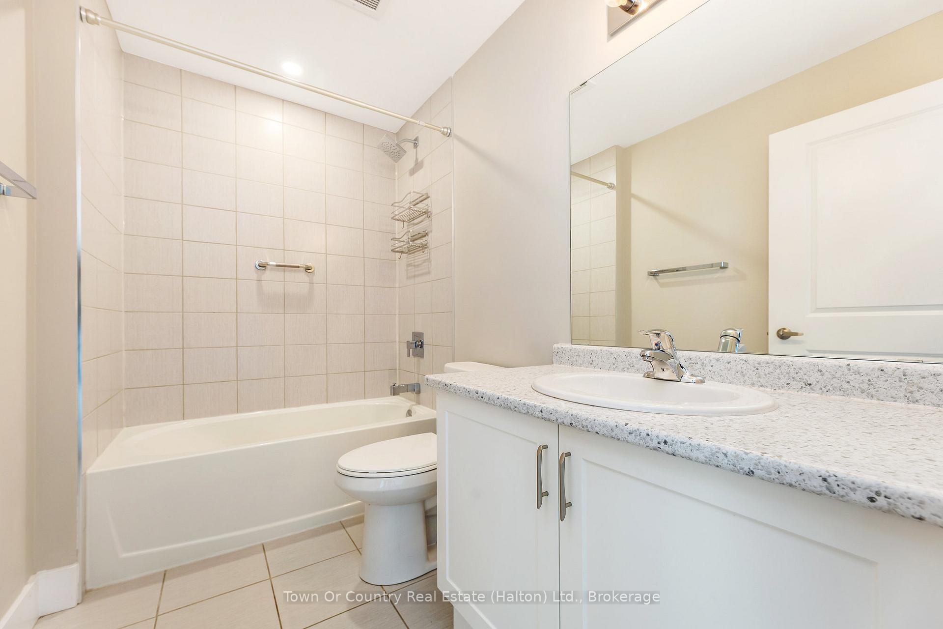 Photo 16 of Unit 324, 450 Dundas Street E, Hamilton, Waterdown — HOMEH