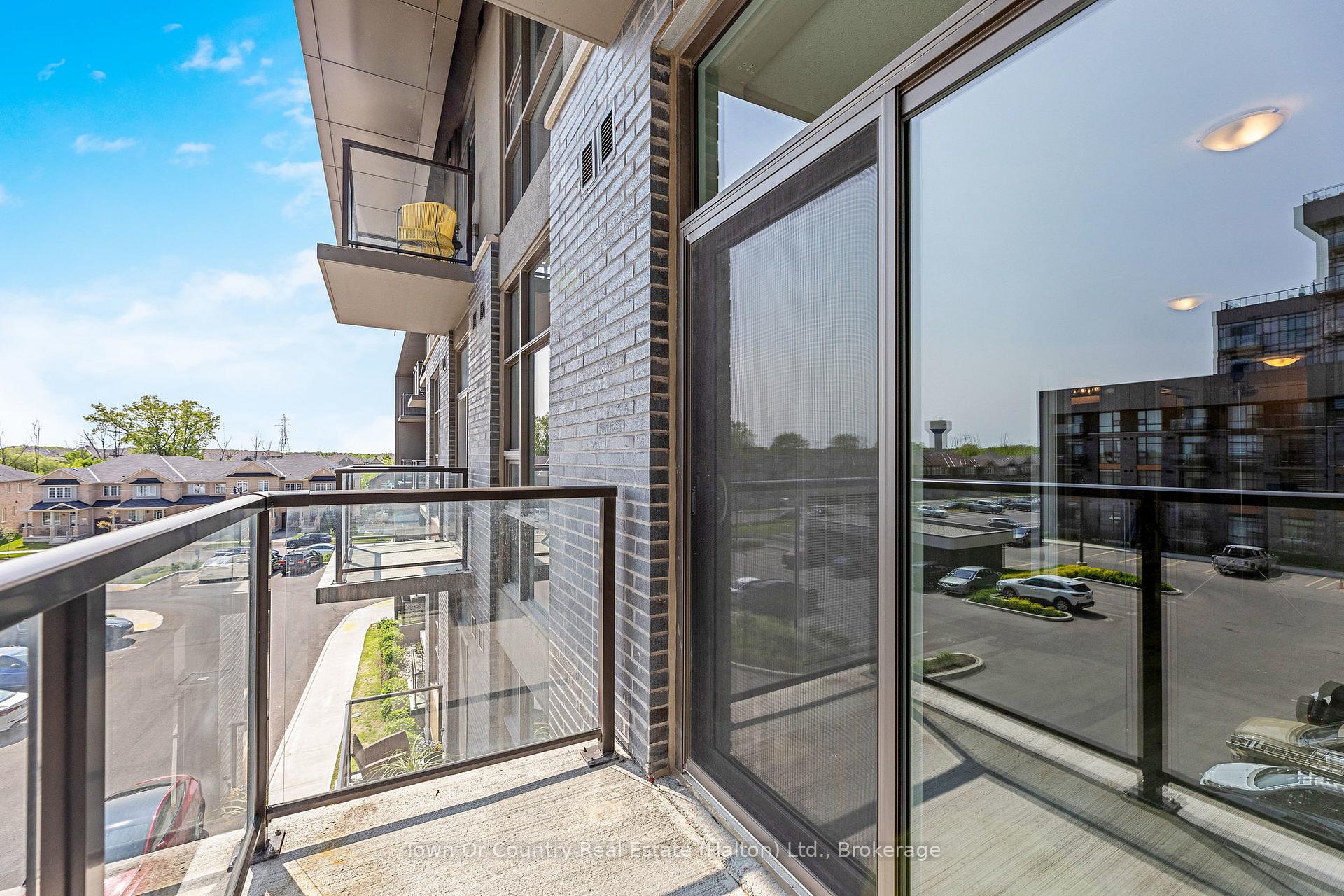 Photo 21 of Unit 324, 450 Dundas Street E, Hamilton, Waterdown — HOMEH