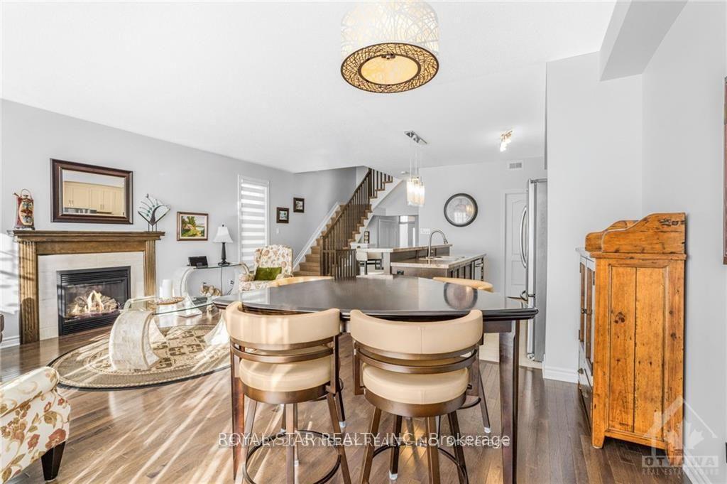 Photo 5 of 715 Hazelnut Crescent, Ottawa, Blossom Park/Kemp Park/Findlay Creek — HOMEH