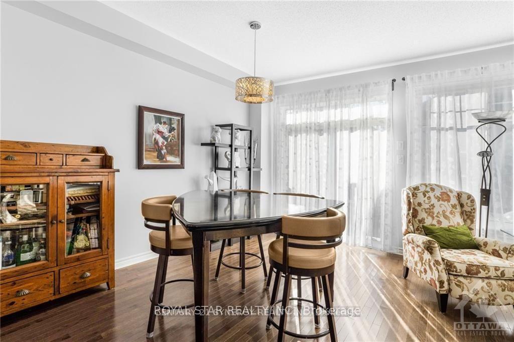 Photo 6 of 715 Hazelnut Crescent, Ottawa, Blossom Park/Kemp Park/Findlay Creek — HOMEH