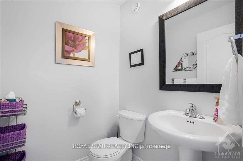 Photo 10 of 715 Hazelnut Crescent, Ottawa, Blossom Park/Kemp Park/Findlay Creek — HOMEH