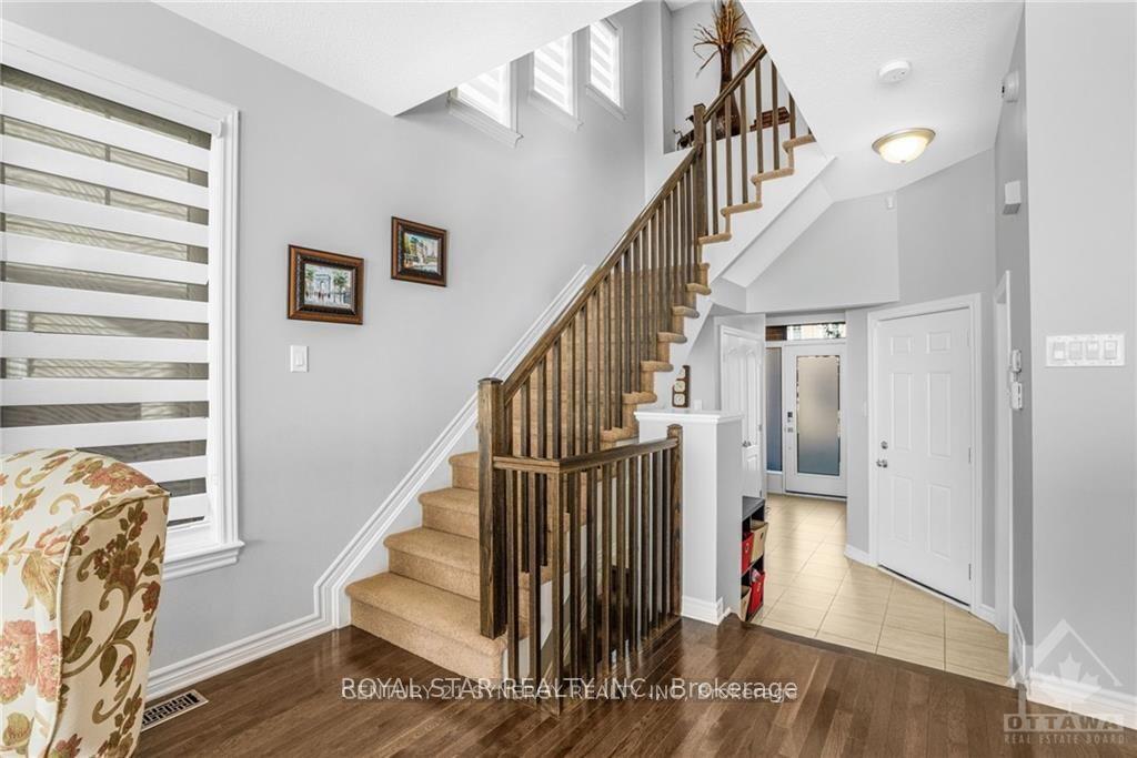 Photo 12 of 715 Hazelnut Crescent, Ottawa, Blossom Park/Kemp Park/Findlay Creek — HOMEH