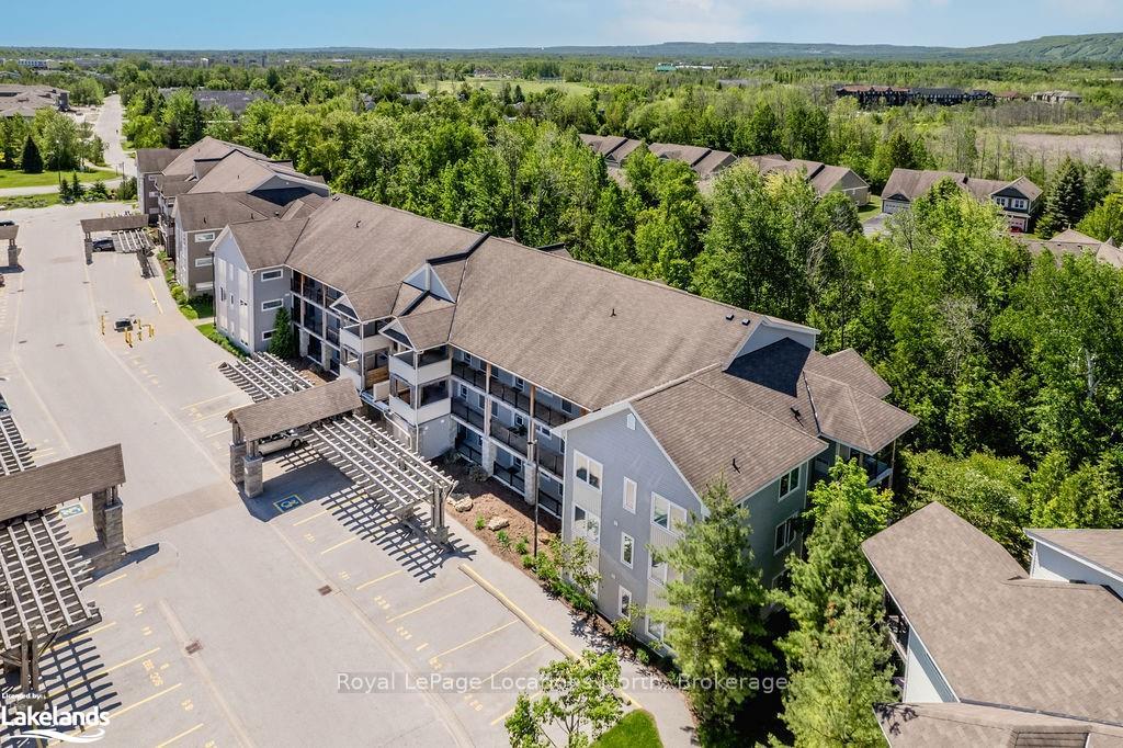 Photo 3 of Unit 308, 4 Brandy Lane Drive, Collingwood — HOMEH