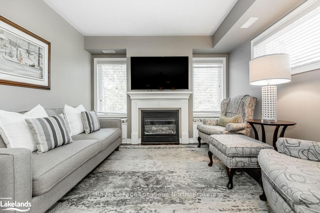Photo 13 of Unit 308, 4 Brandy Lane Drive, Collingwood — HOMEH
