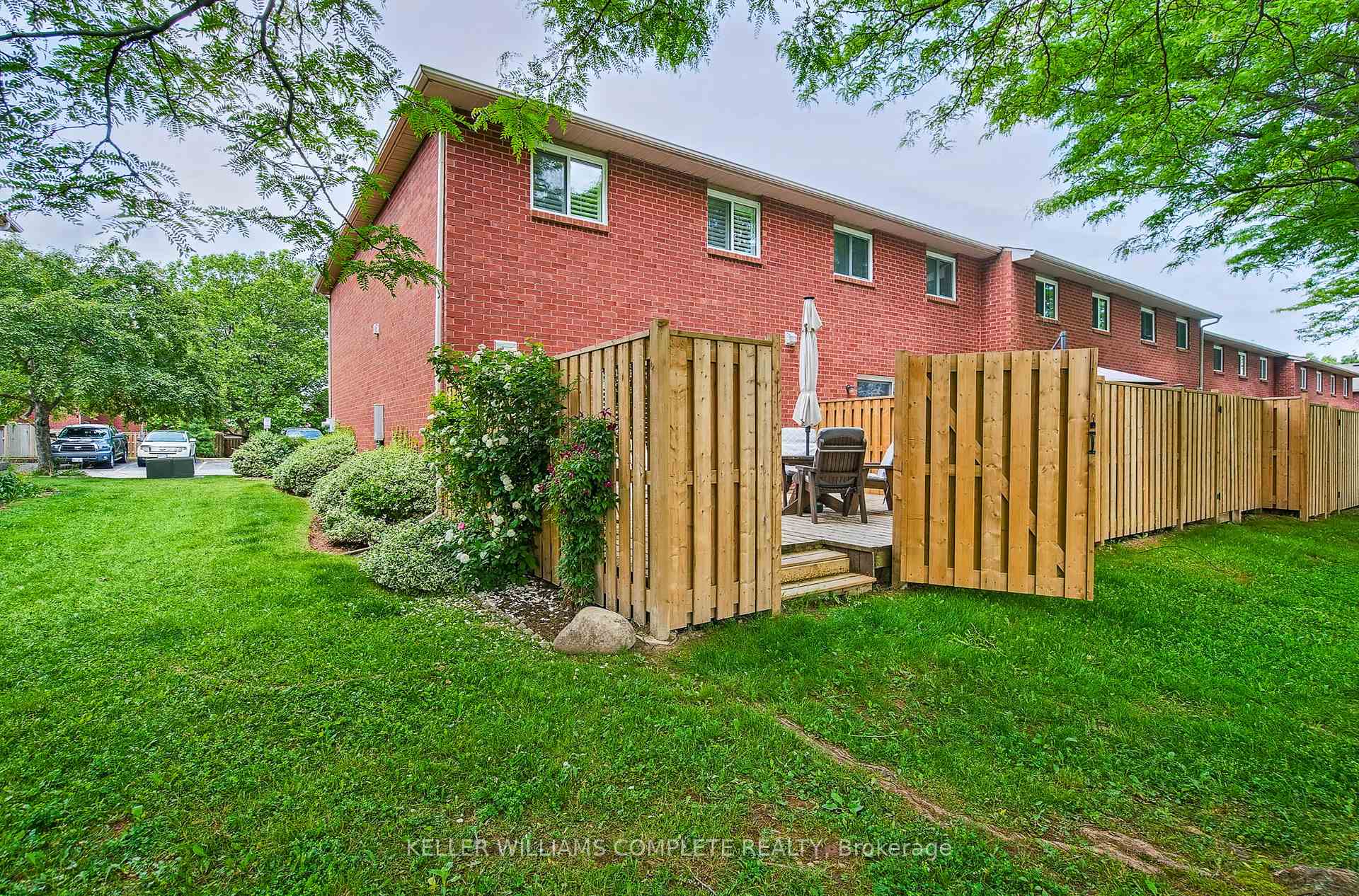 Photo 35 of Unit 20, 34 Dynasty Avenue, Hamilton, Stoney Creek — HOMEH