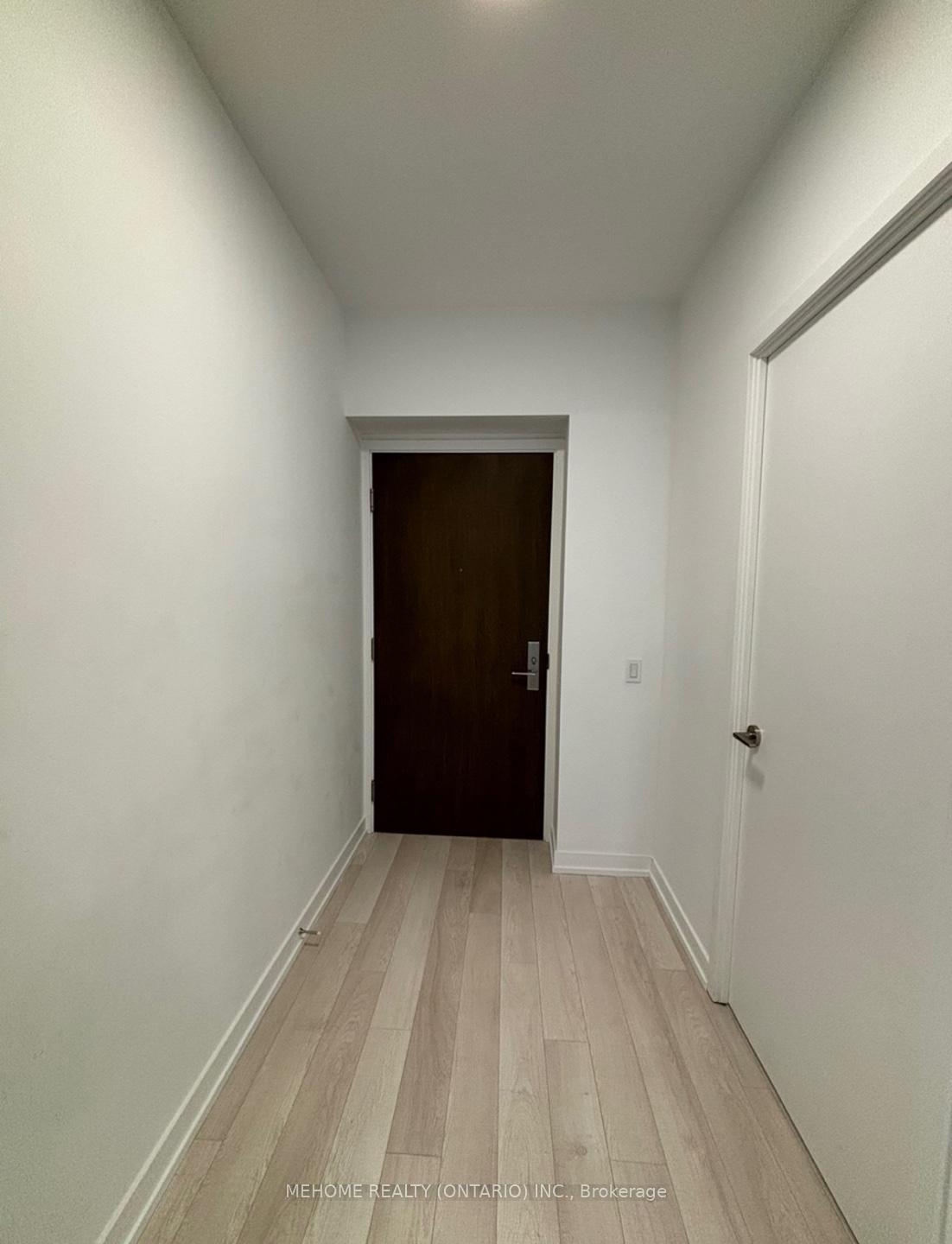 Photo 2 of Unit 2101, 39 Roehampton Avenue, Toronto, Mount Pleasant West — HOMEH