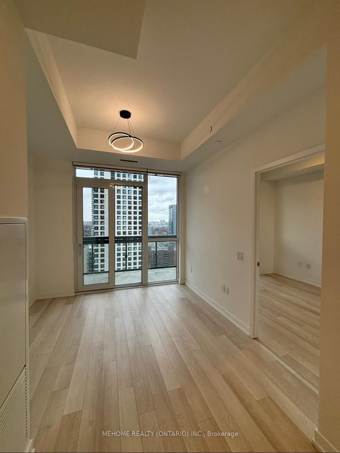 Photo 6 of Unit 2101, 39 Roehampton Avenue, Toronto, Mount Pleasant West — HOMEH