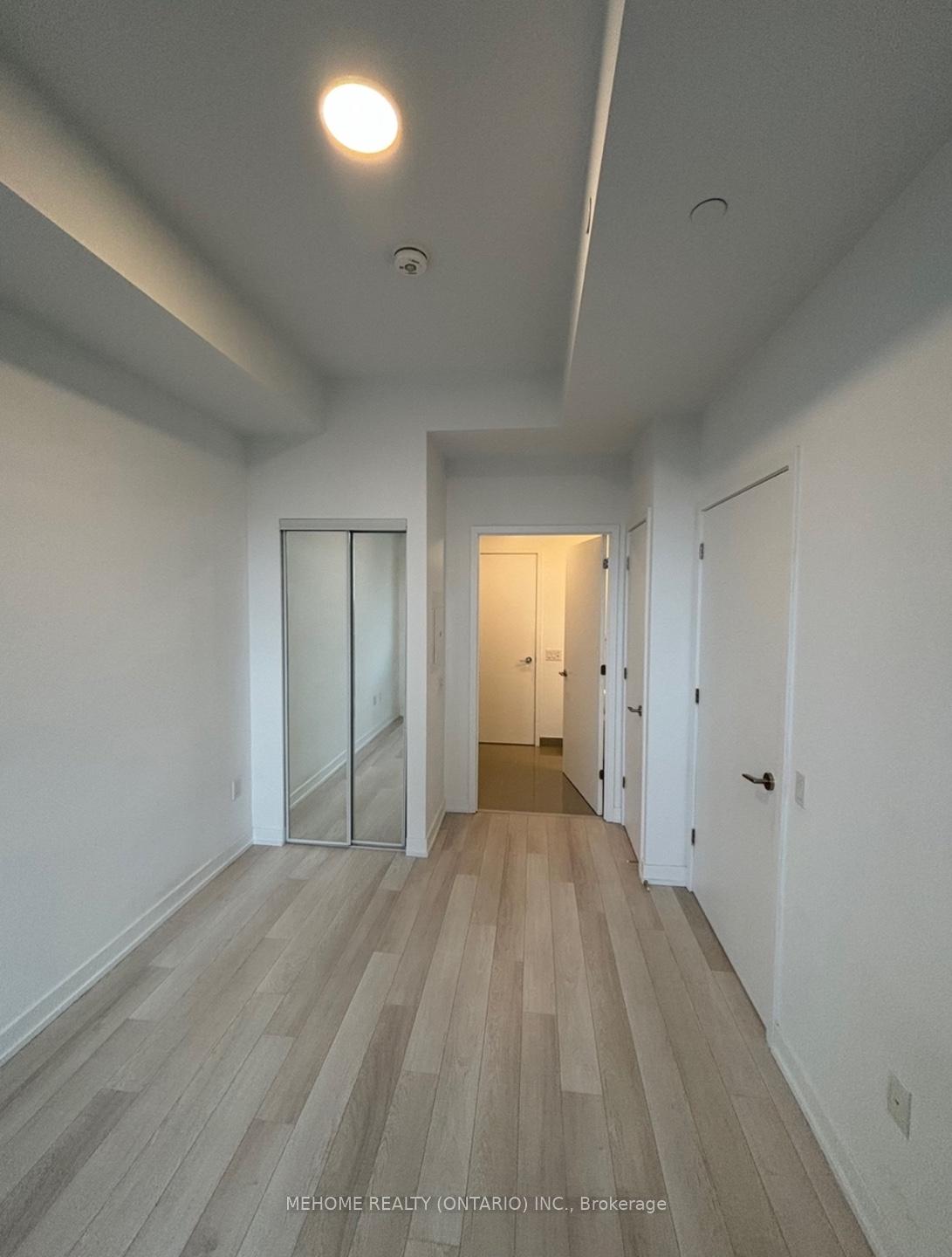 Photo 8 of Unit 2101, 39 Roehampton Avenue, Toronto, Mount Pleasant West — HOMEH