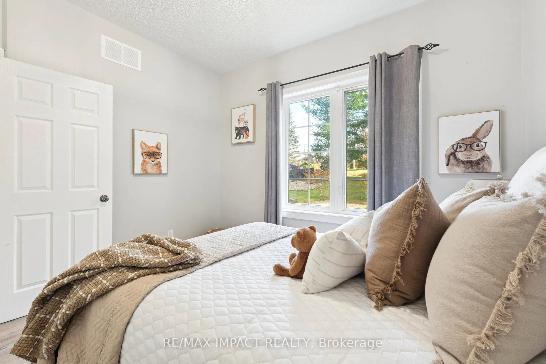 Photo 28 of 448 7A Highway, Cavan Monaghan, Cavan Twp — HOMEH