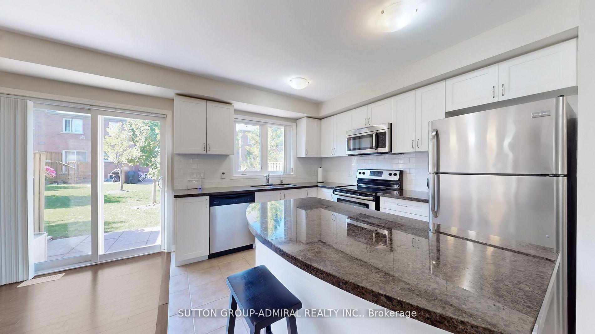 Photo 14 of 46 Edwin Pearson Street, Aurora, Bayview Northeast — HOMEH