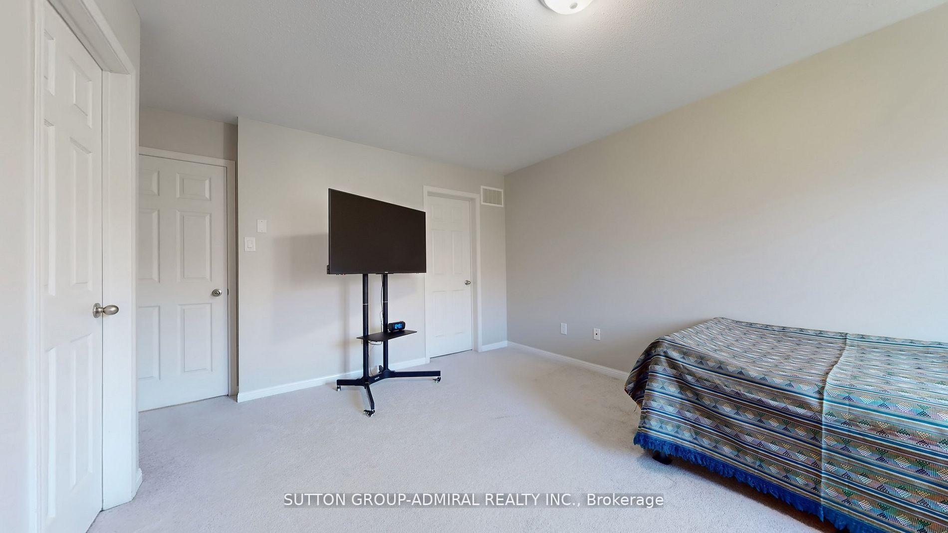 Photo 23 of 46 Edwin Pearson Street, Aurora, Bayview Northeast — HOMEH
