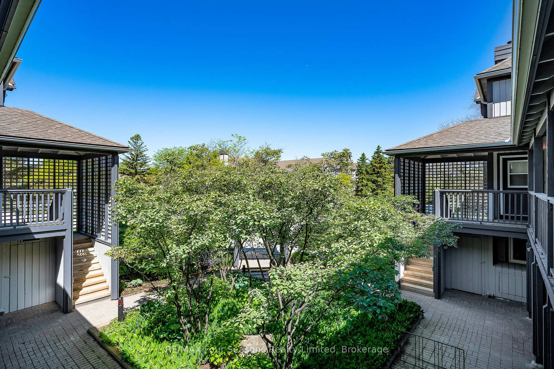 Photo 4 of 373 Mariners Way, Collingwood — HOMEH