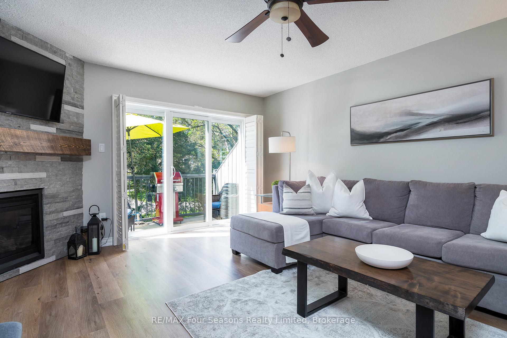 Photo 7 of 373 Mariners Way, Collingwood — HOMEH
